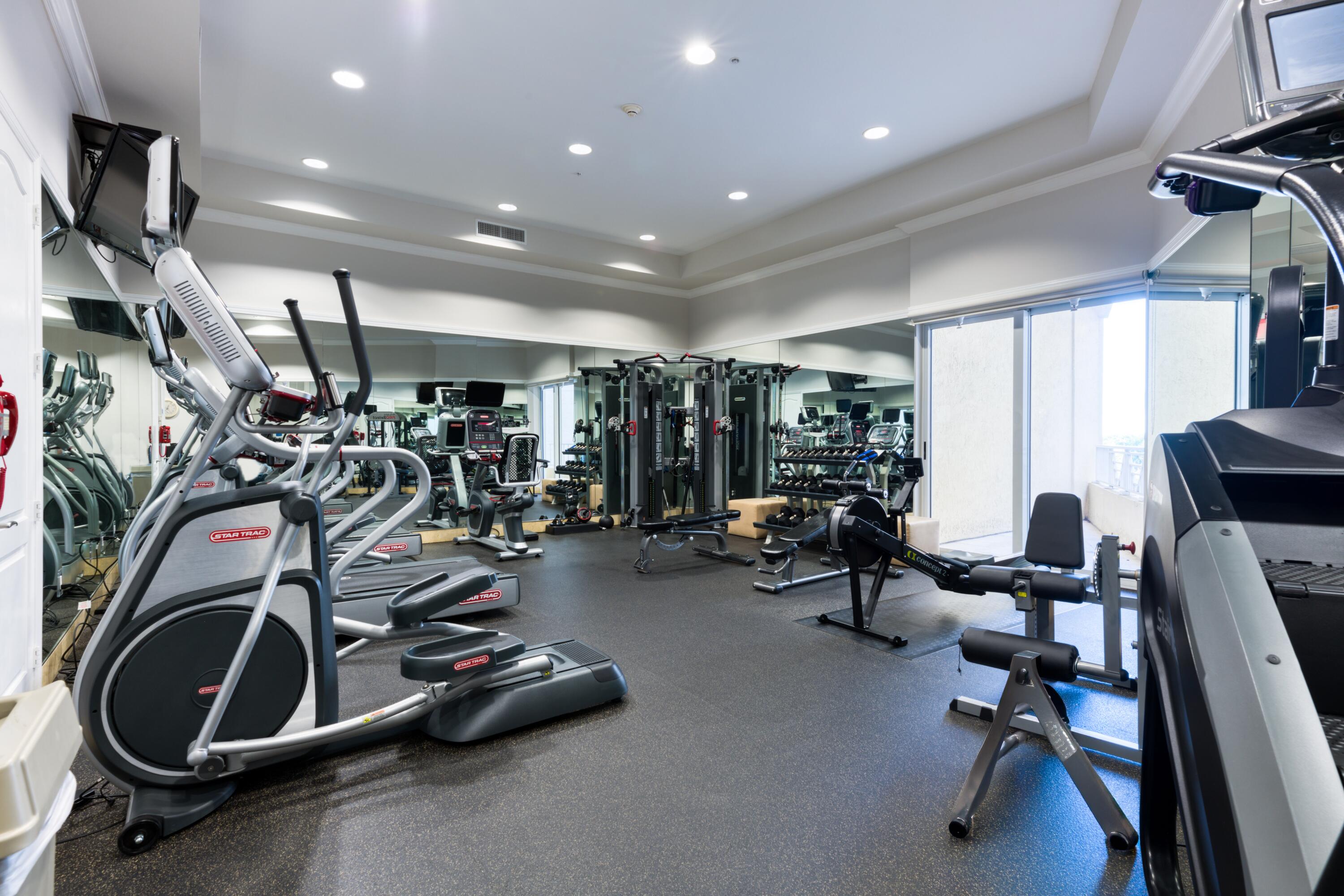 ESPLANADE GRANDE CONDO - Residential