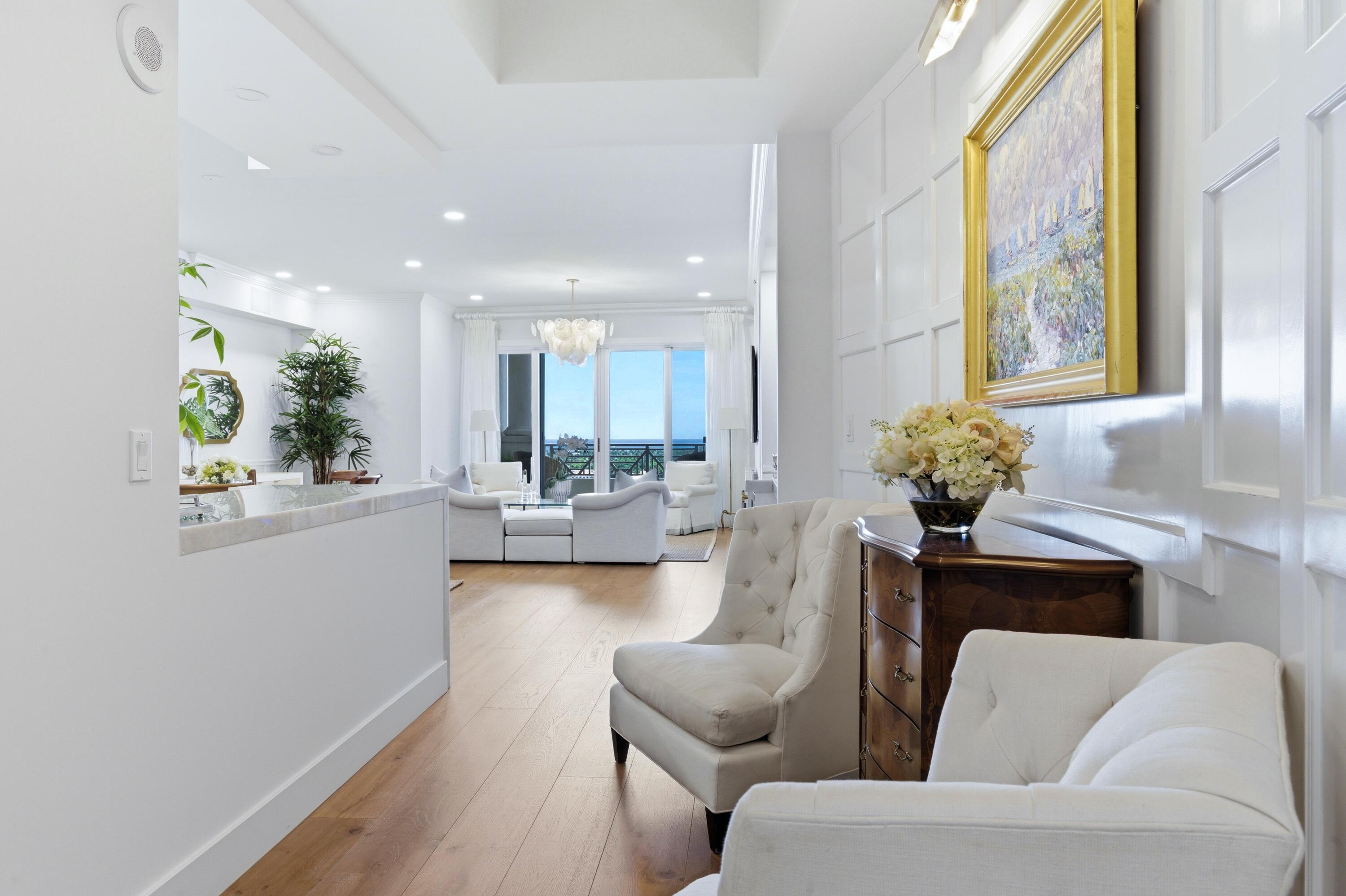 ESPLANADE GRANDE CONDO - Residential
