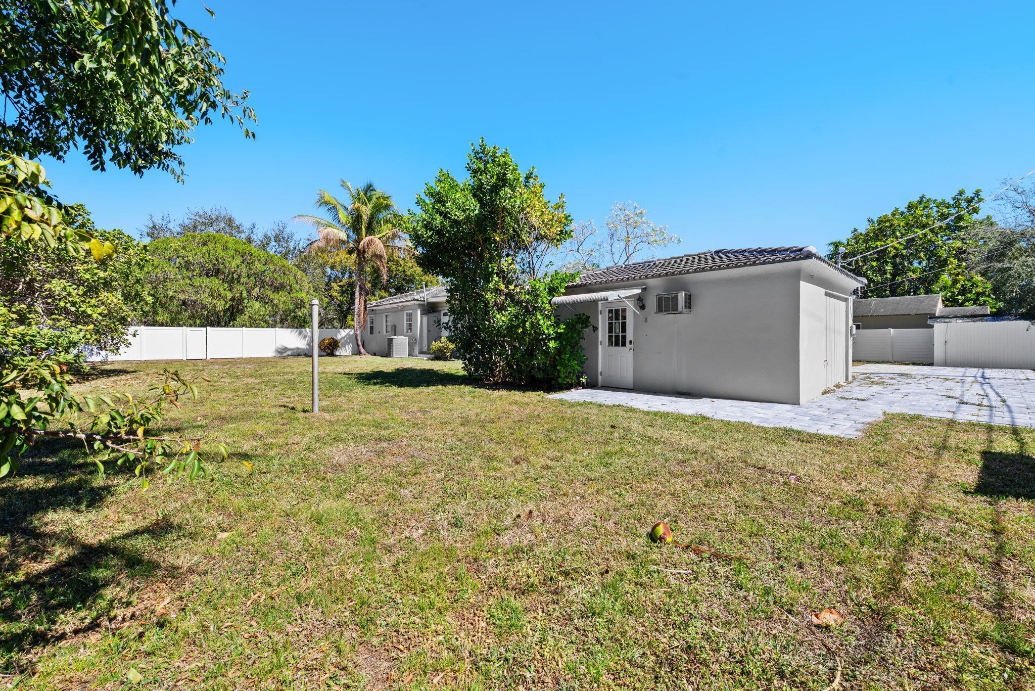 HOLLYWOOD - Residential
