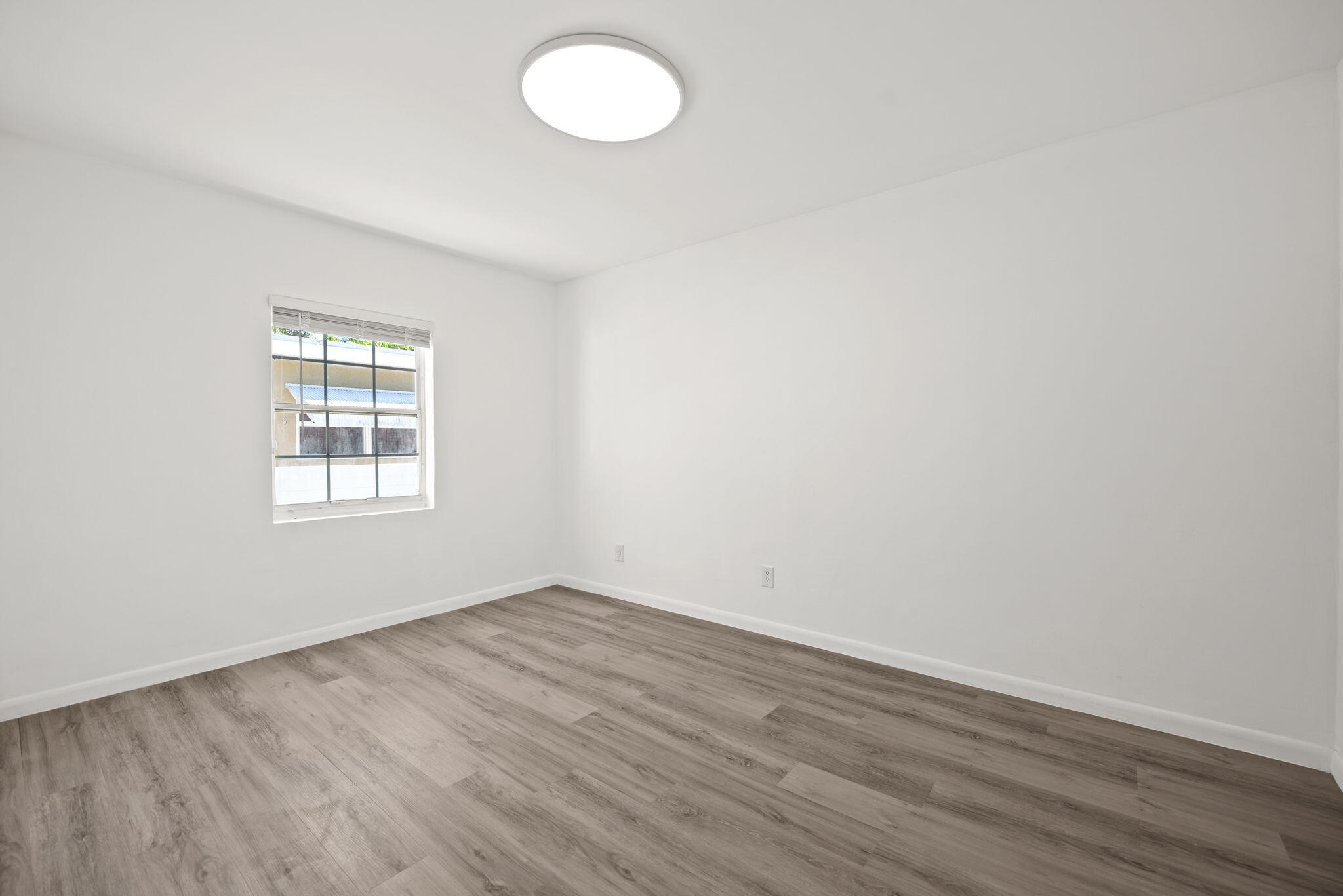 HOLLYWOOD - Residential