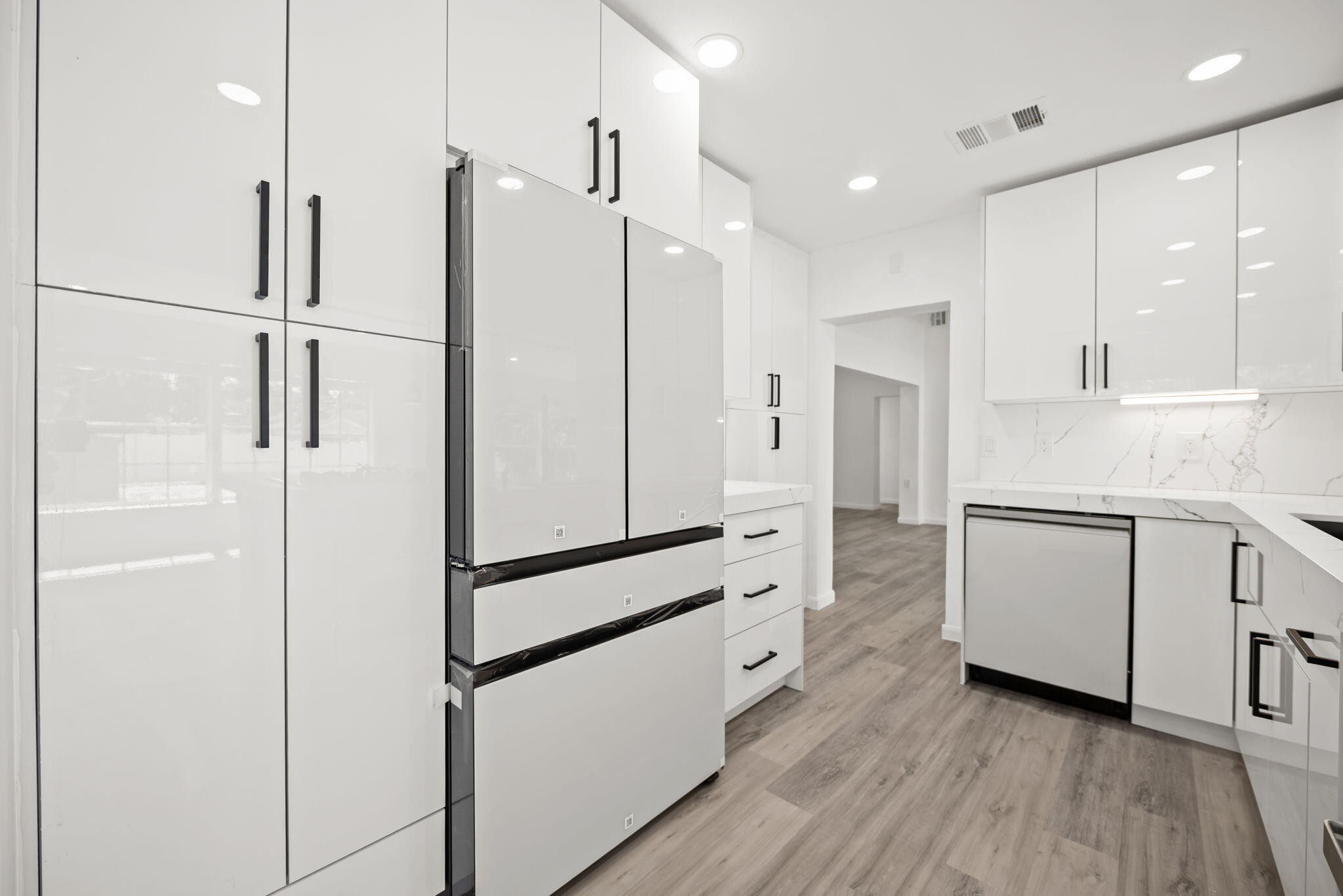 HOLLYWOOD - Residential