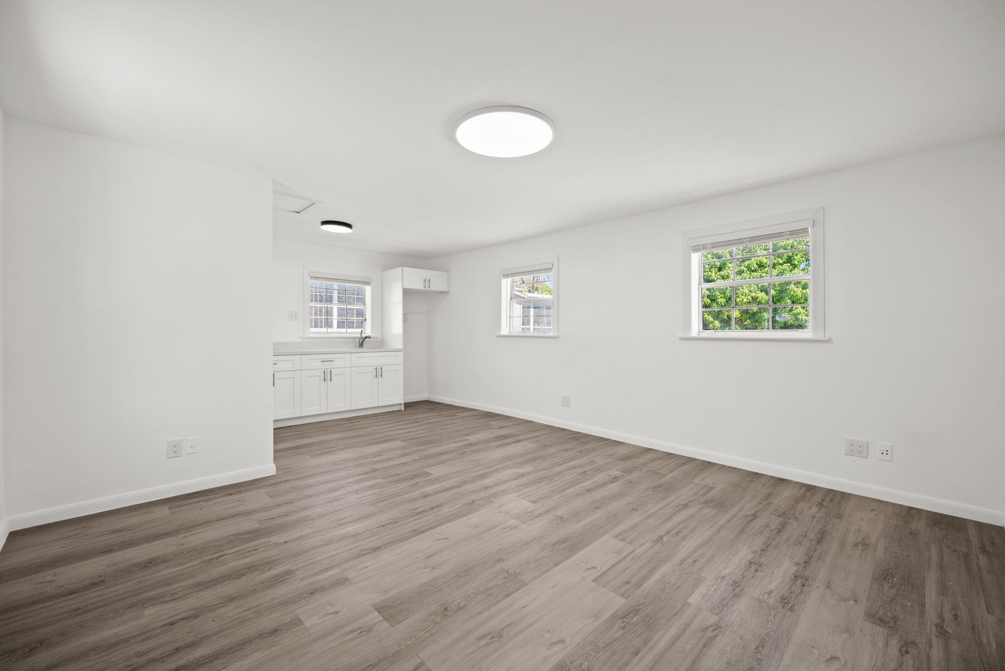 HOLLYWOOD - Residential