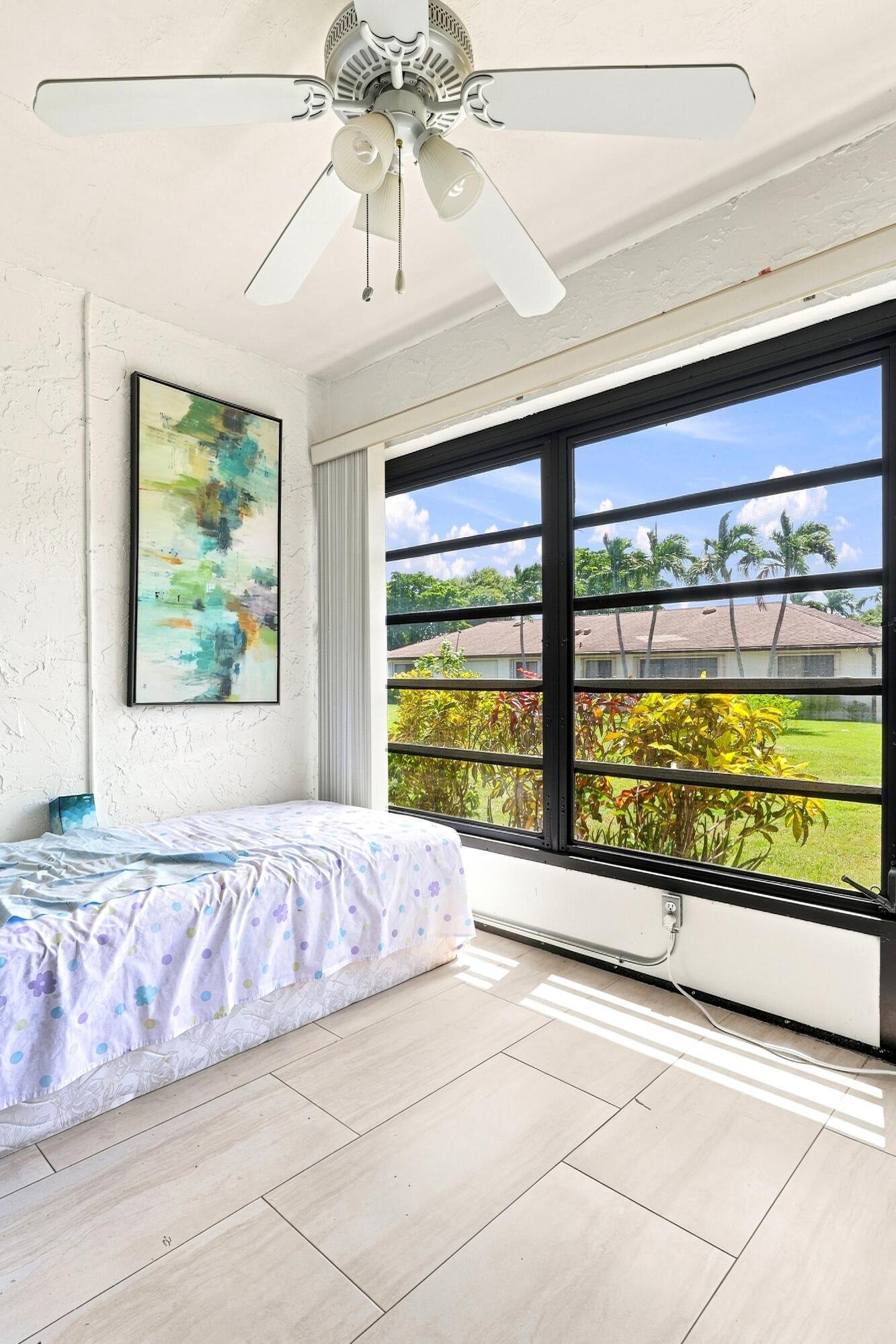 Greentree Villas Condo - Residential
