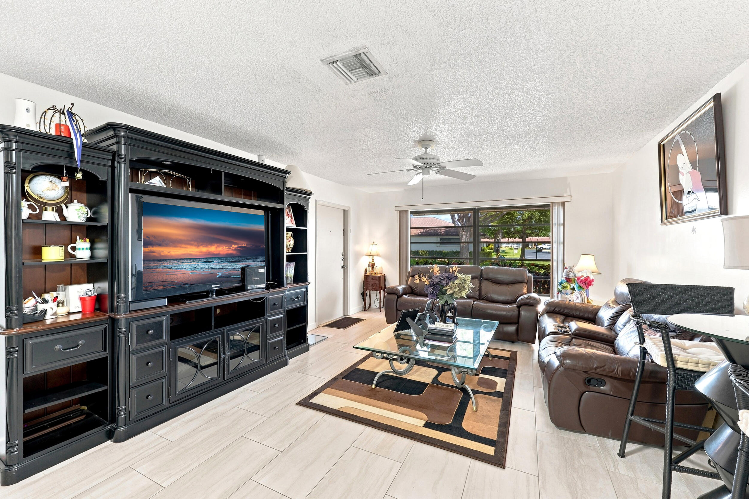 Greentree Villas Condo - Residential
