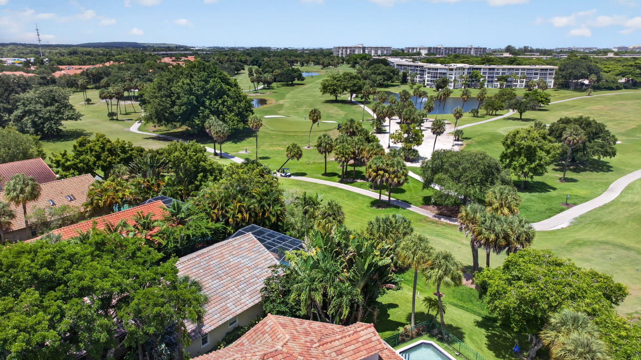 PALM-AIRE OAKS COURSE ESTATES - Residential