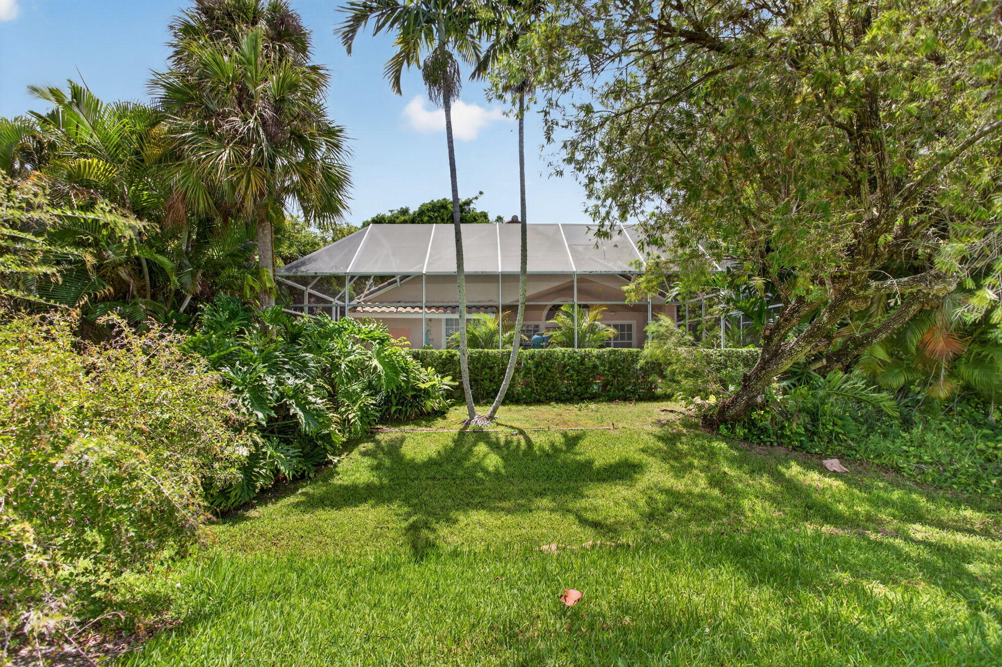PALM-AIRE OAKS COURSE ESTATES - Residential