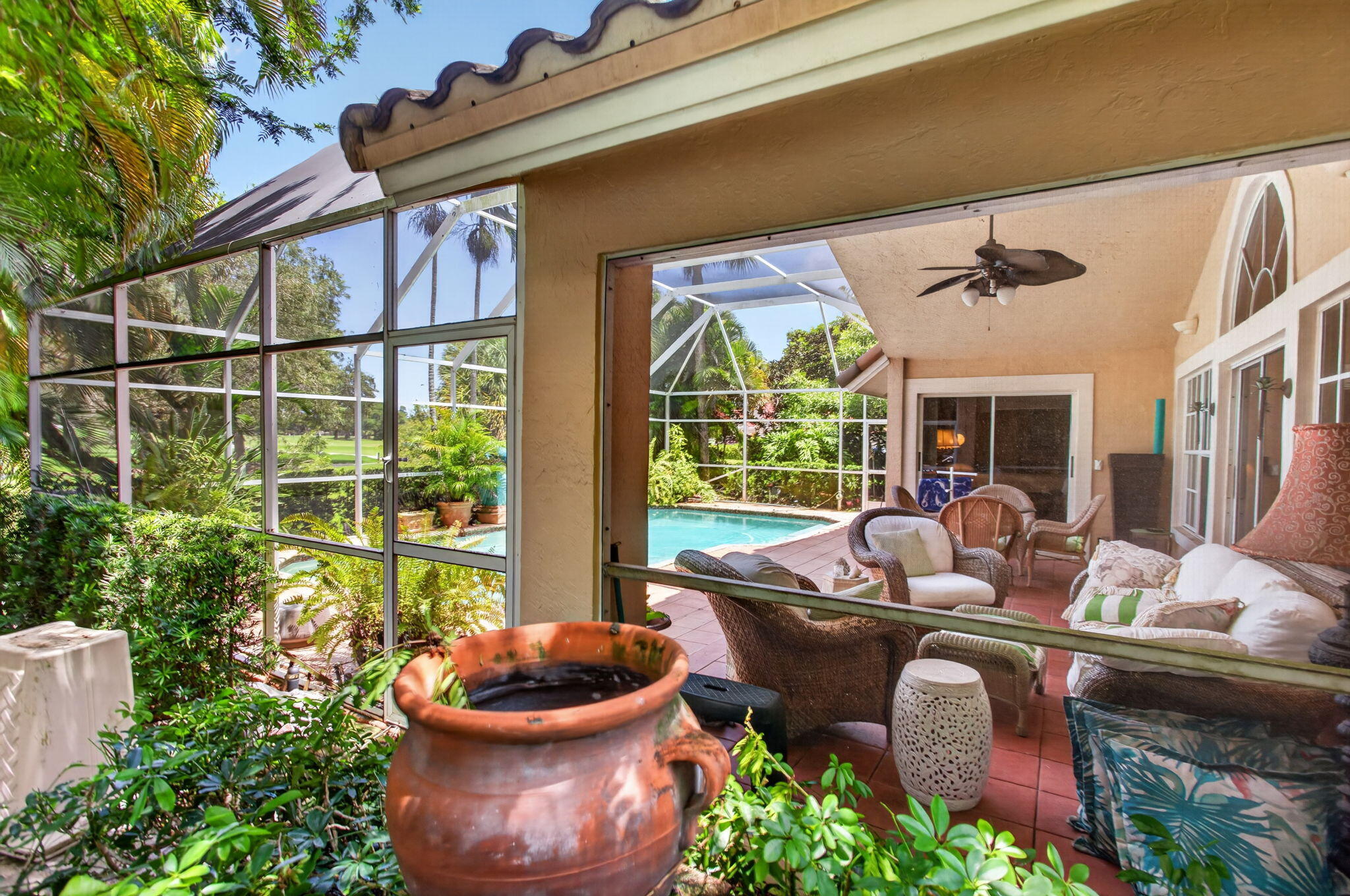 PALM-AIRE OAKS COURSE ESTATES - Residential