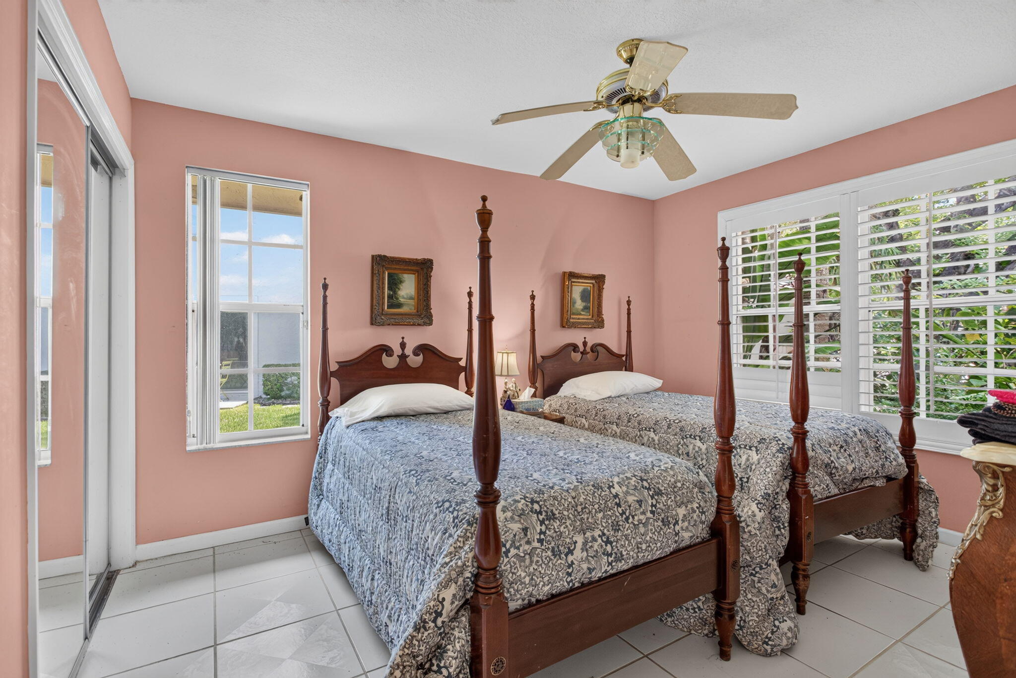 PALM-AIRE OAKS COURSE ESTATES - Residential