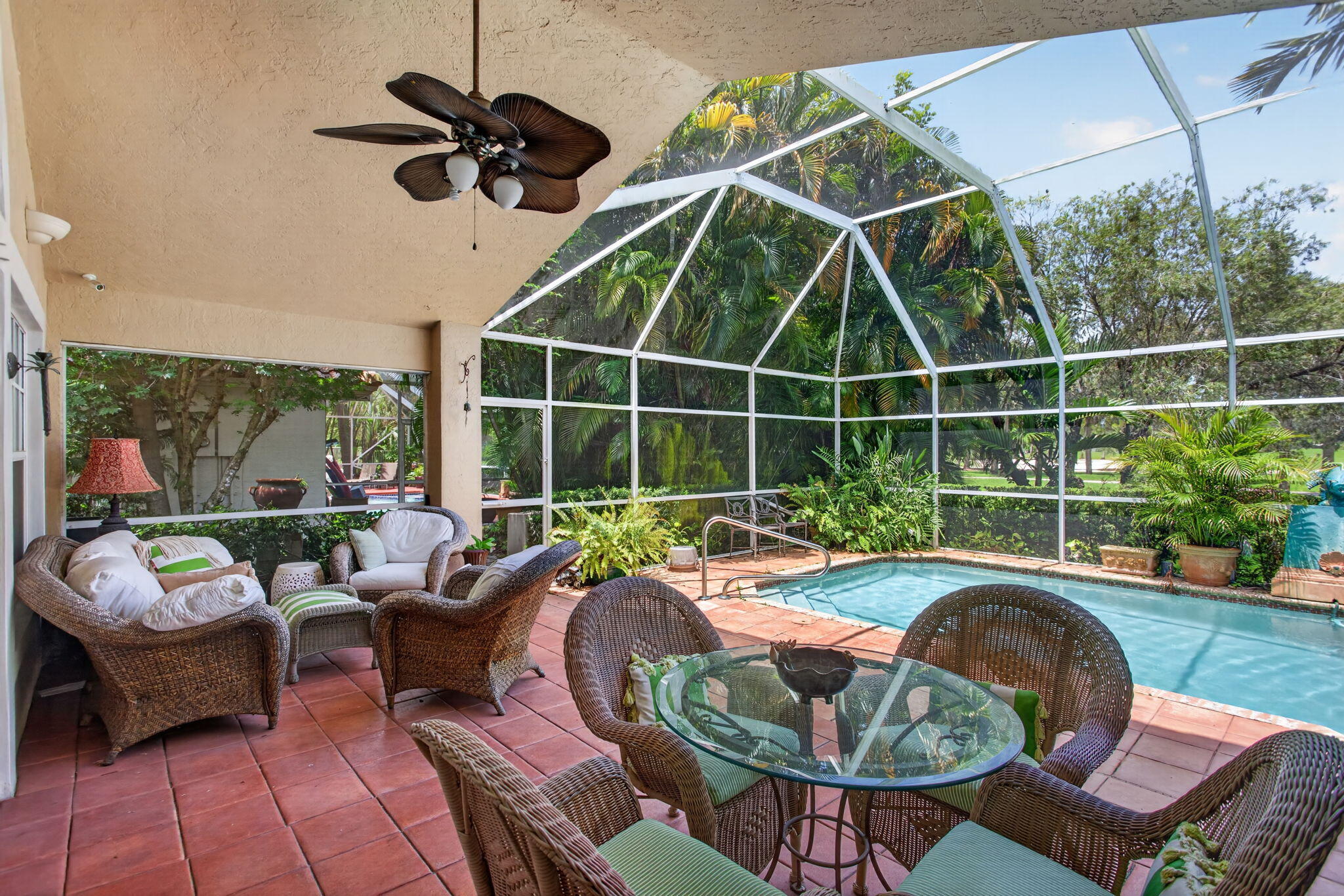 PALM-AIRE OAKS COURSE ESTATES - Residential
