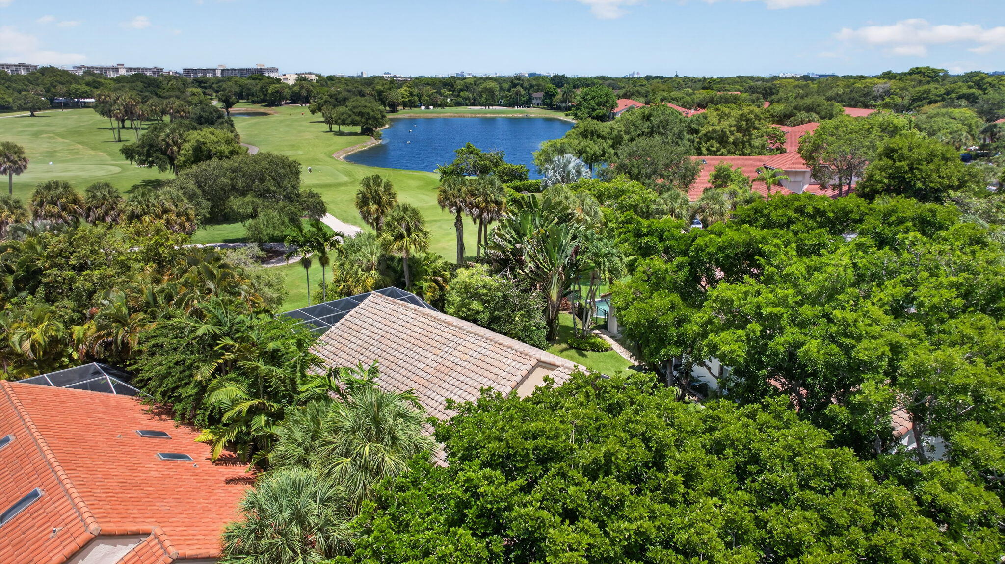 PALM-AIRE OAKS COURSE ESTATES - Residential