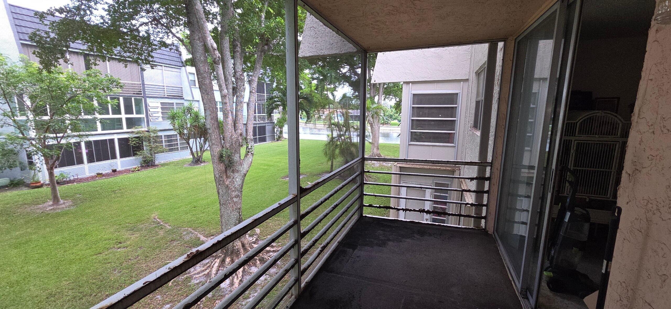 LIME BAY CONDOMINIUM 8 - Residential