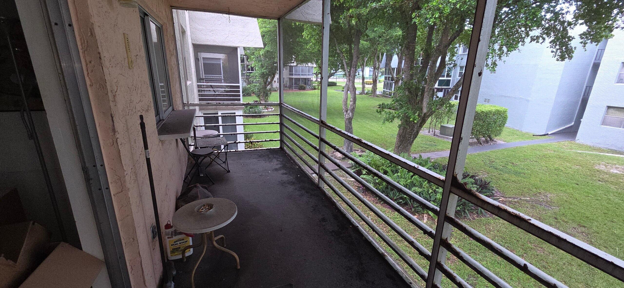 LIME BAY CONDOMINIUM 8 - Residential
