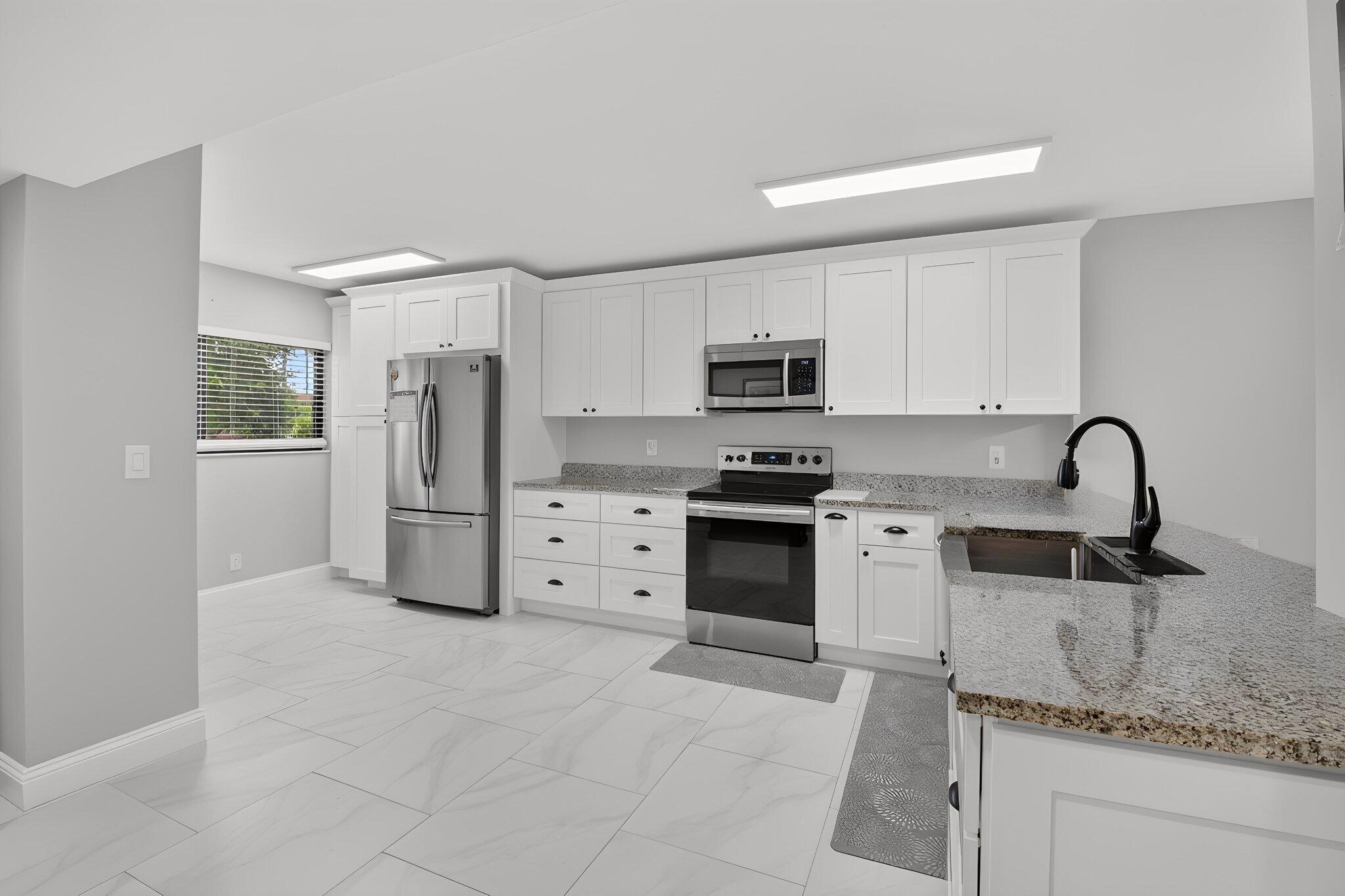Lakes of Delray - Residential