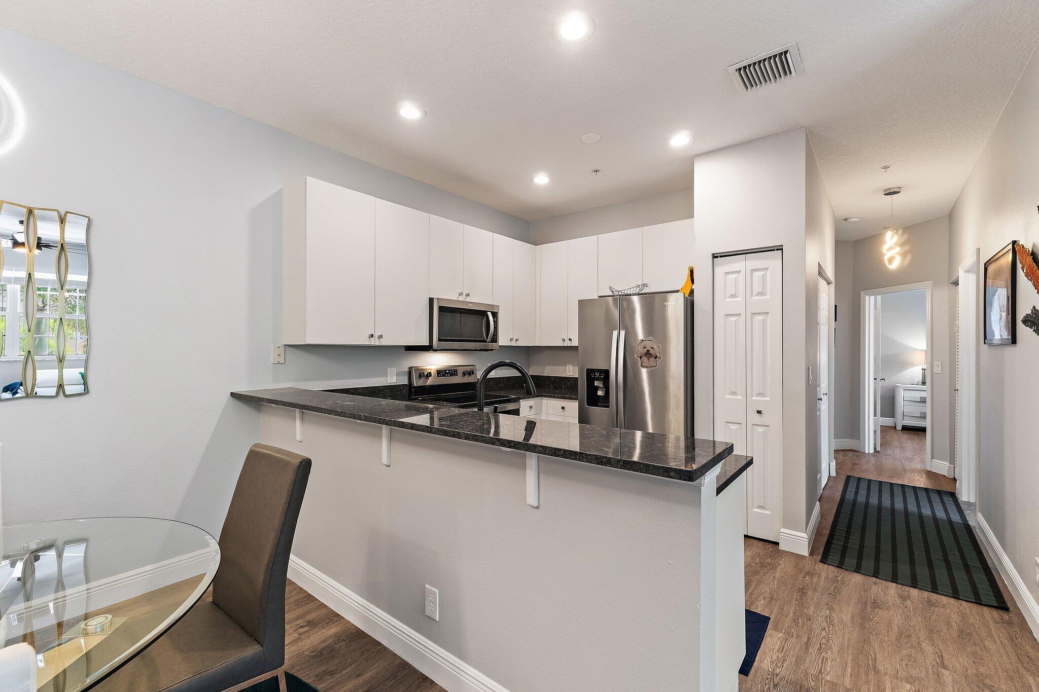 TEQUESTA TRACE CONDO - Residential