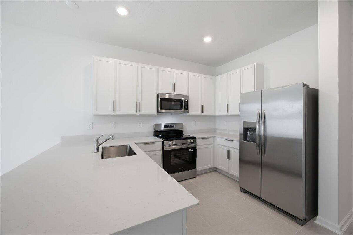 WESTVIEW POD A PHASE 3 - Residential Lease