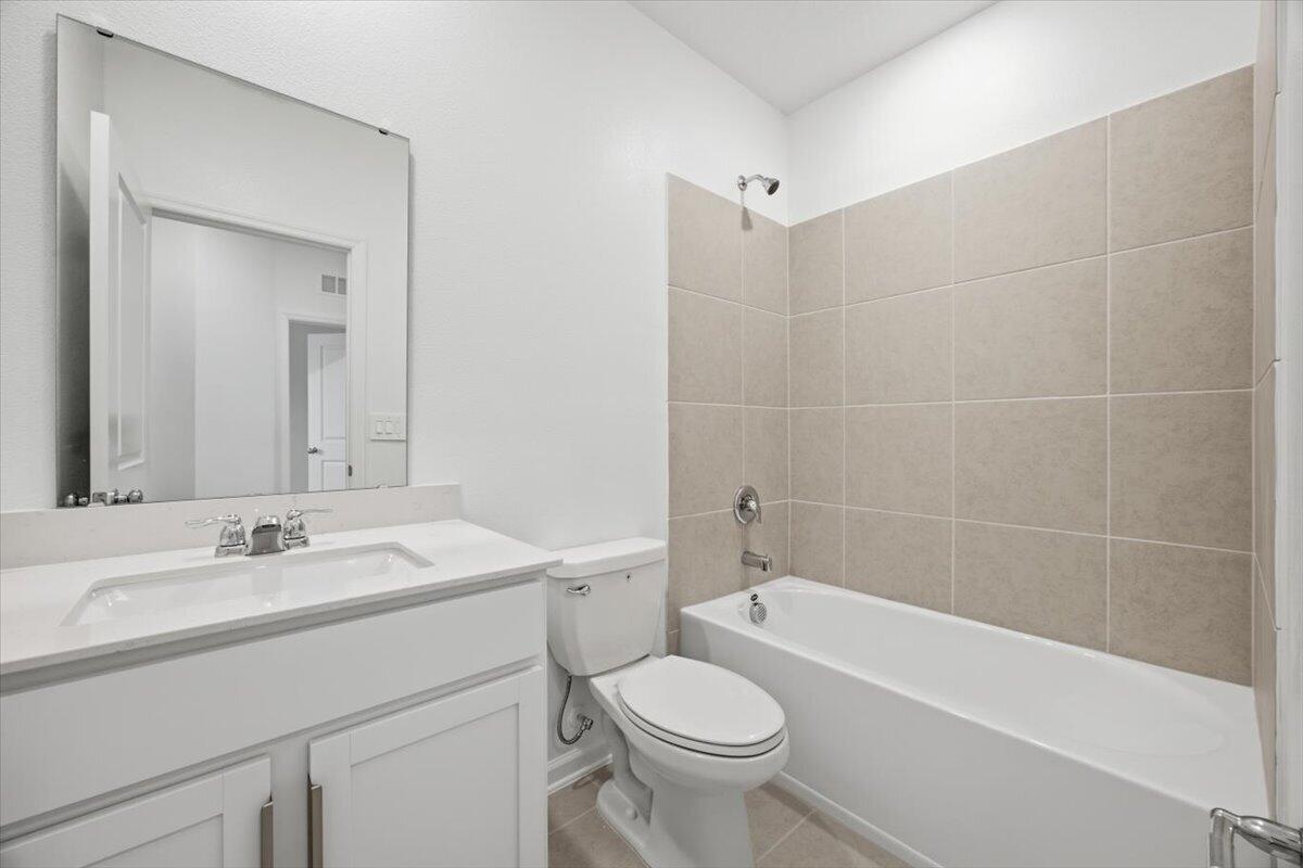 WESTVIEW POD A PHASE 3 - Residential Lease