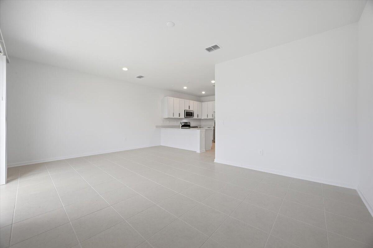 WESTVIEW POD A PHASE 3 - Residential Lease
