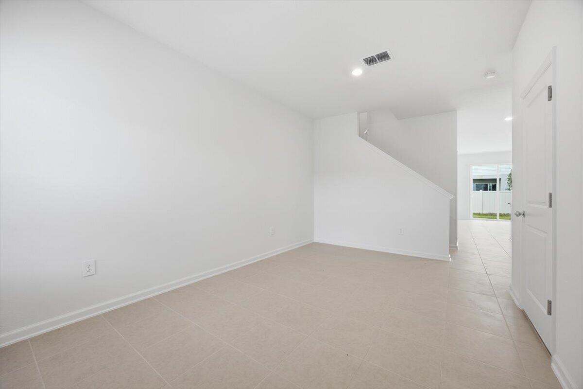 WESTVIEW POD A PHASE 3 - Residential Lease