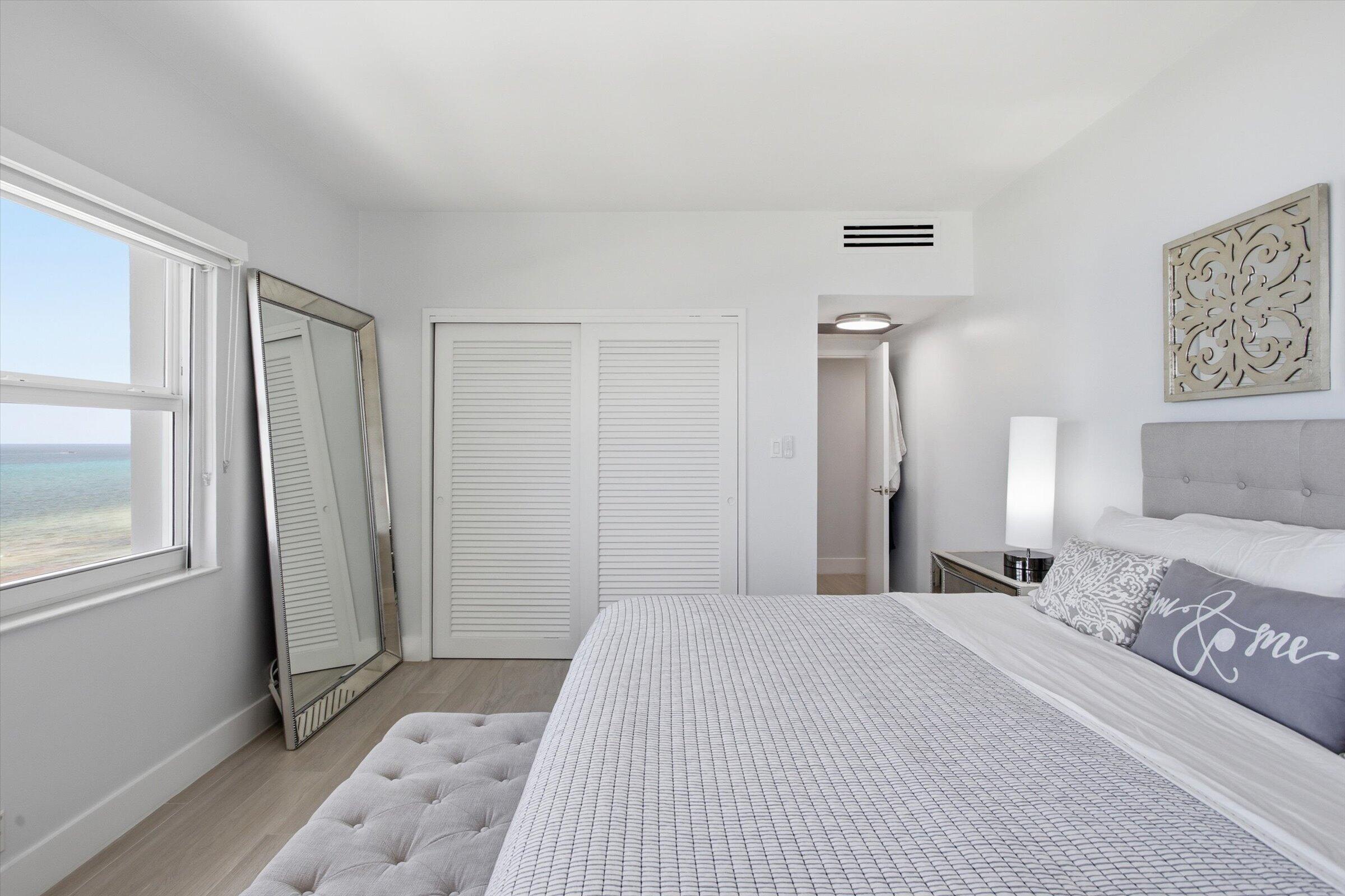 MIMOSA CONDO - Residential