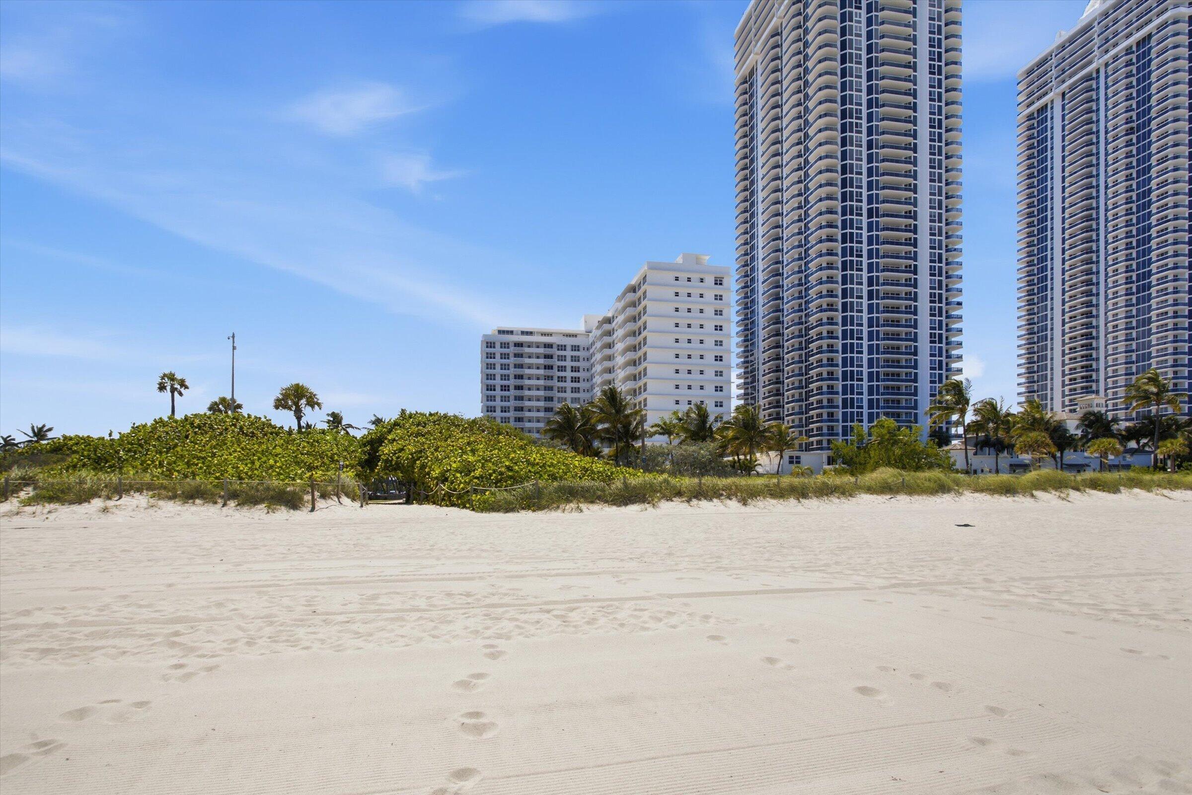 MIMOSA CONDO - Residential