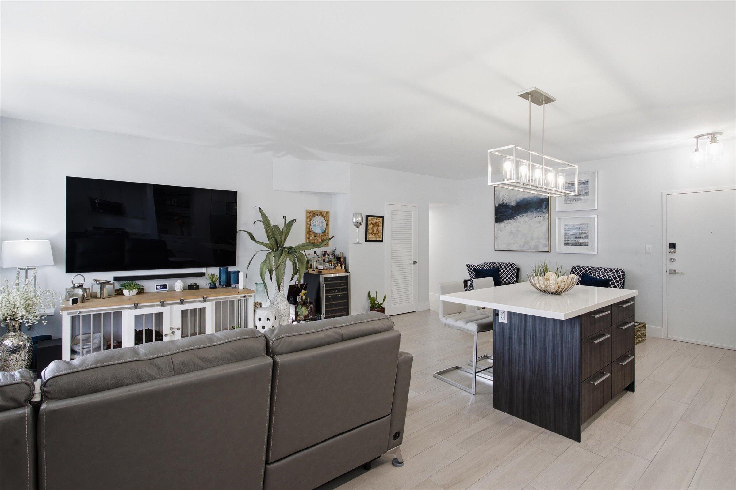 MIMOSA CONDO - Residential
