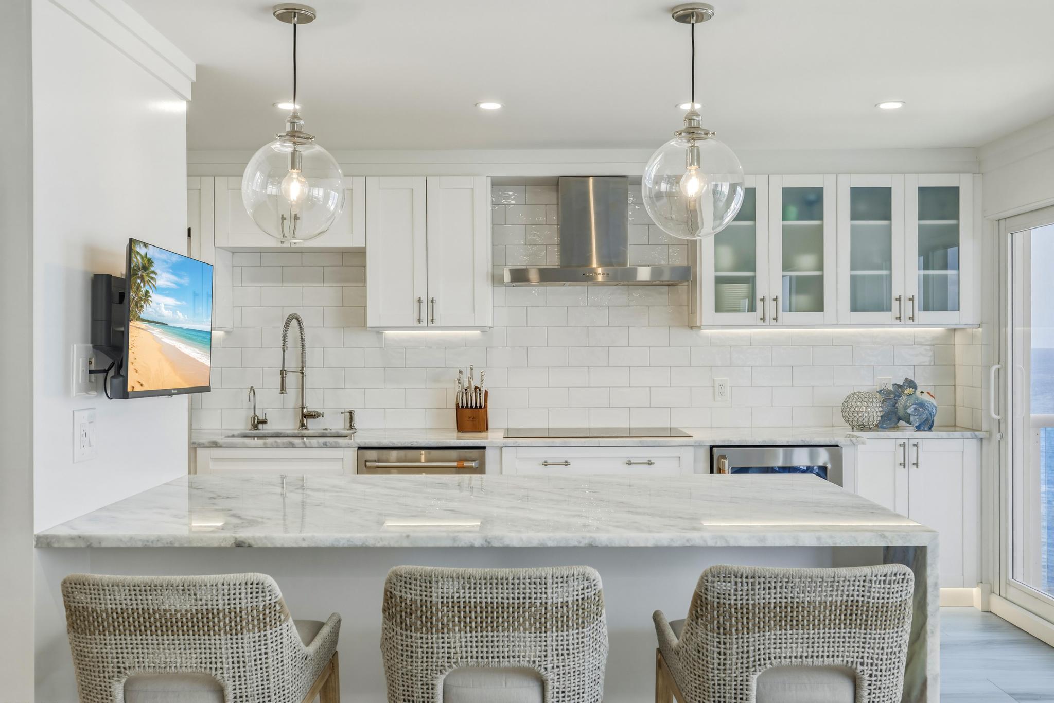 SOUTHPOINT CONDO - Residential
