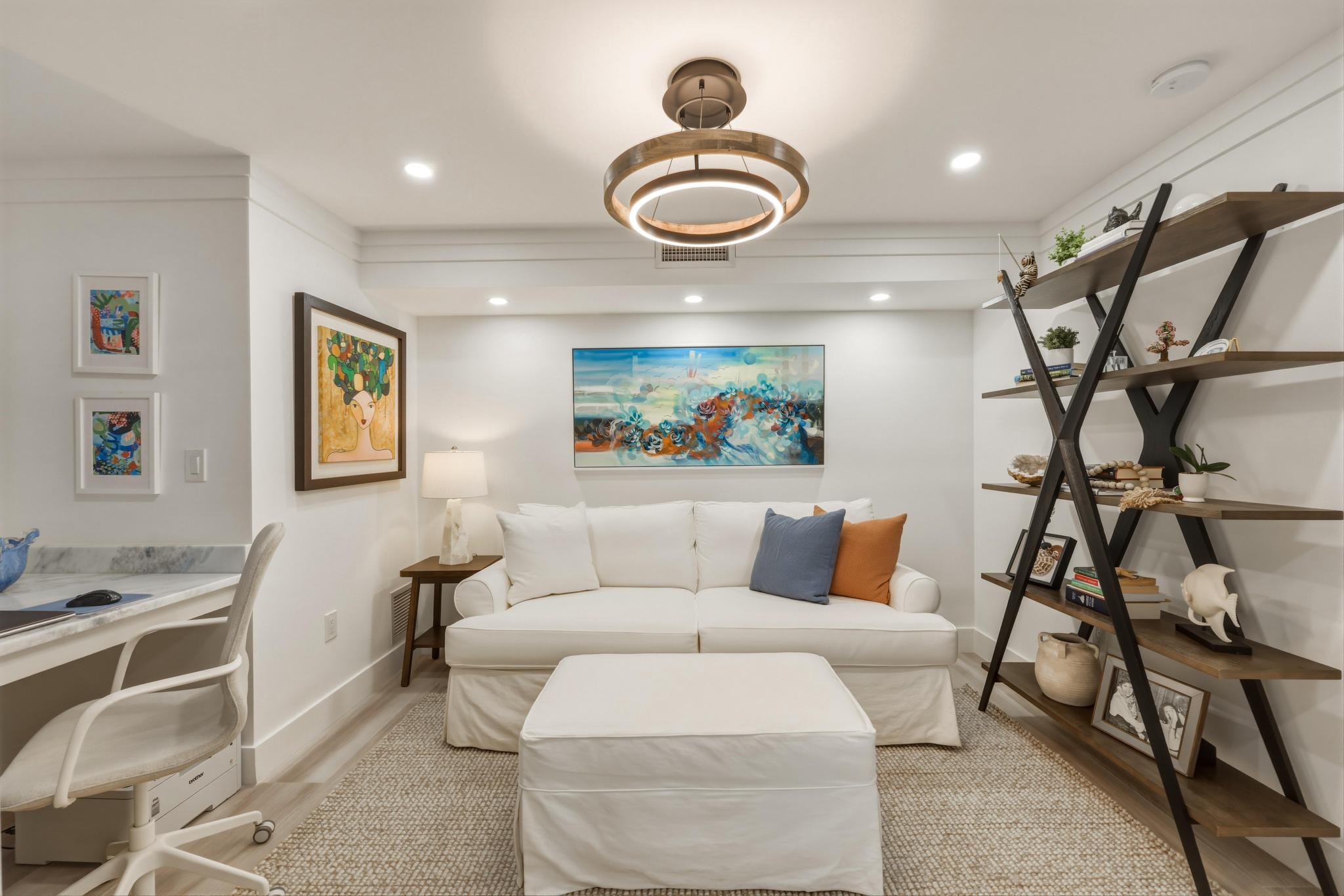 SOUTHPOINT CONDO - Residential