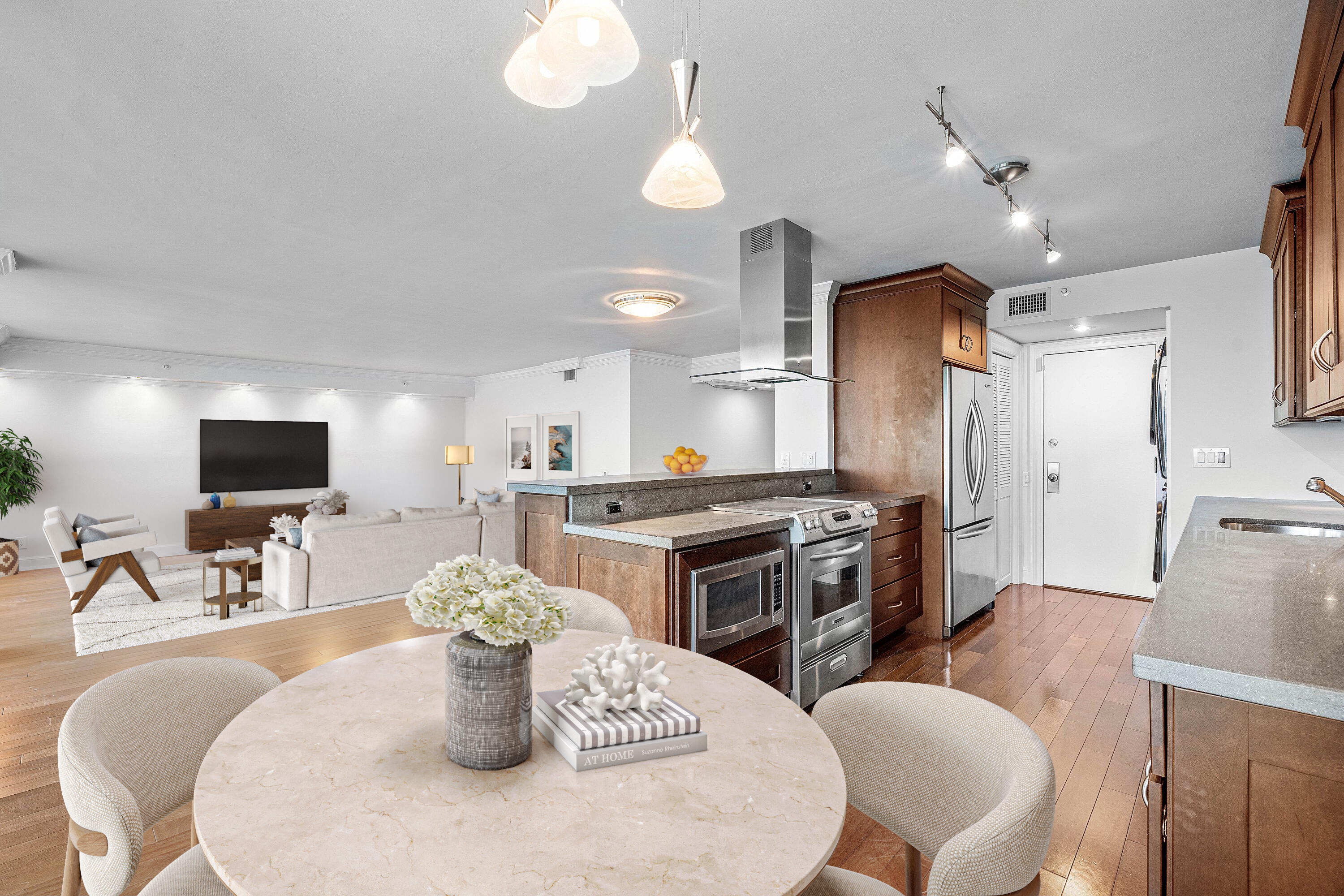 MARBELLA CONDO - Residential