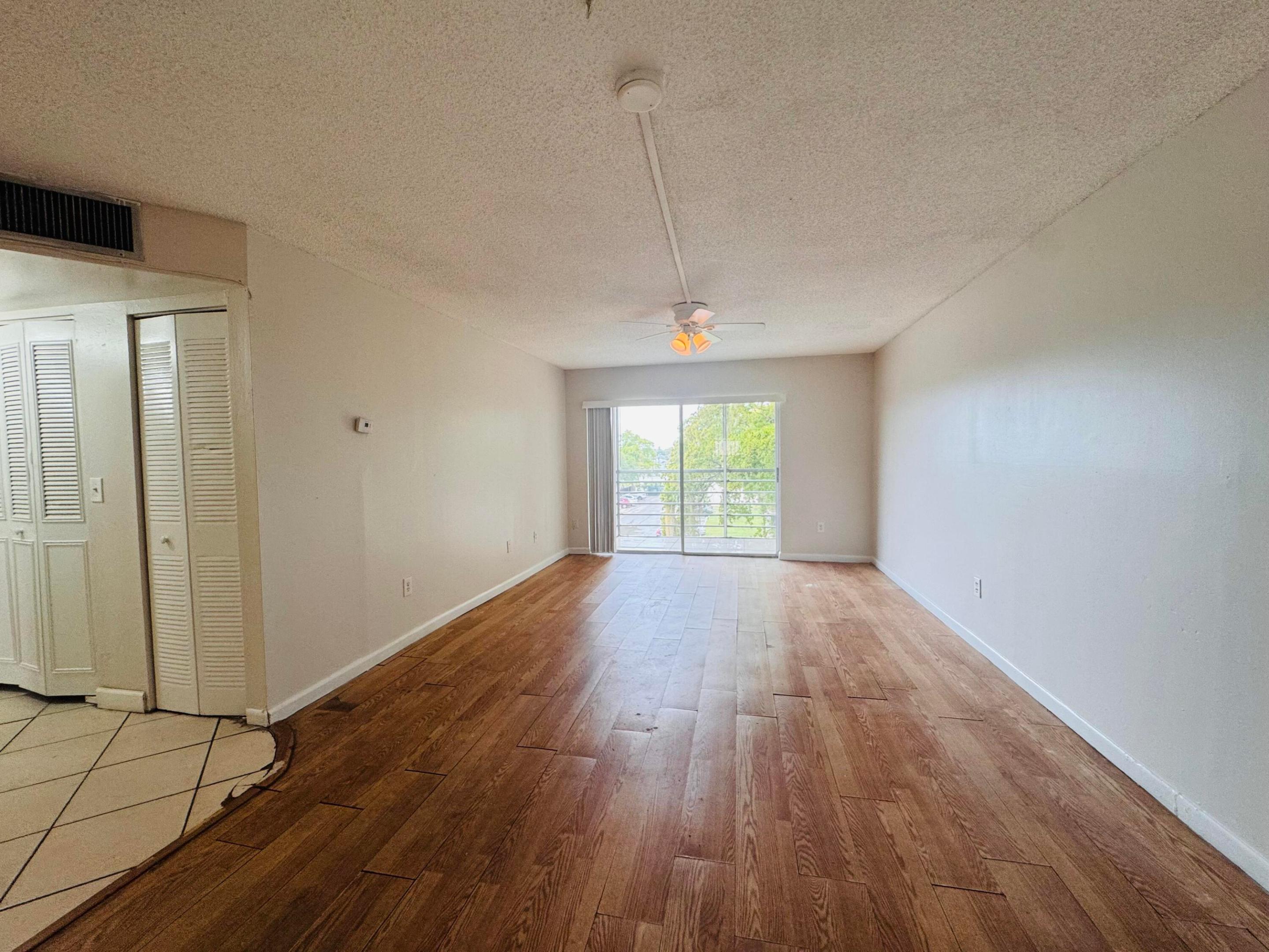 BROOKFIELD SQUARE CONDO - Residential Lease
