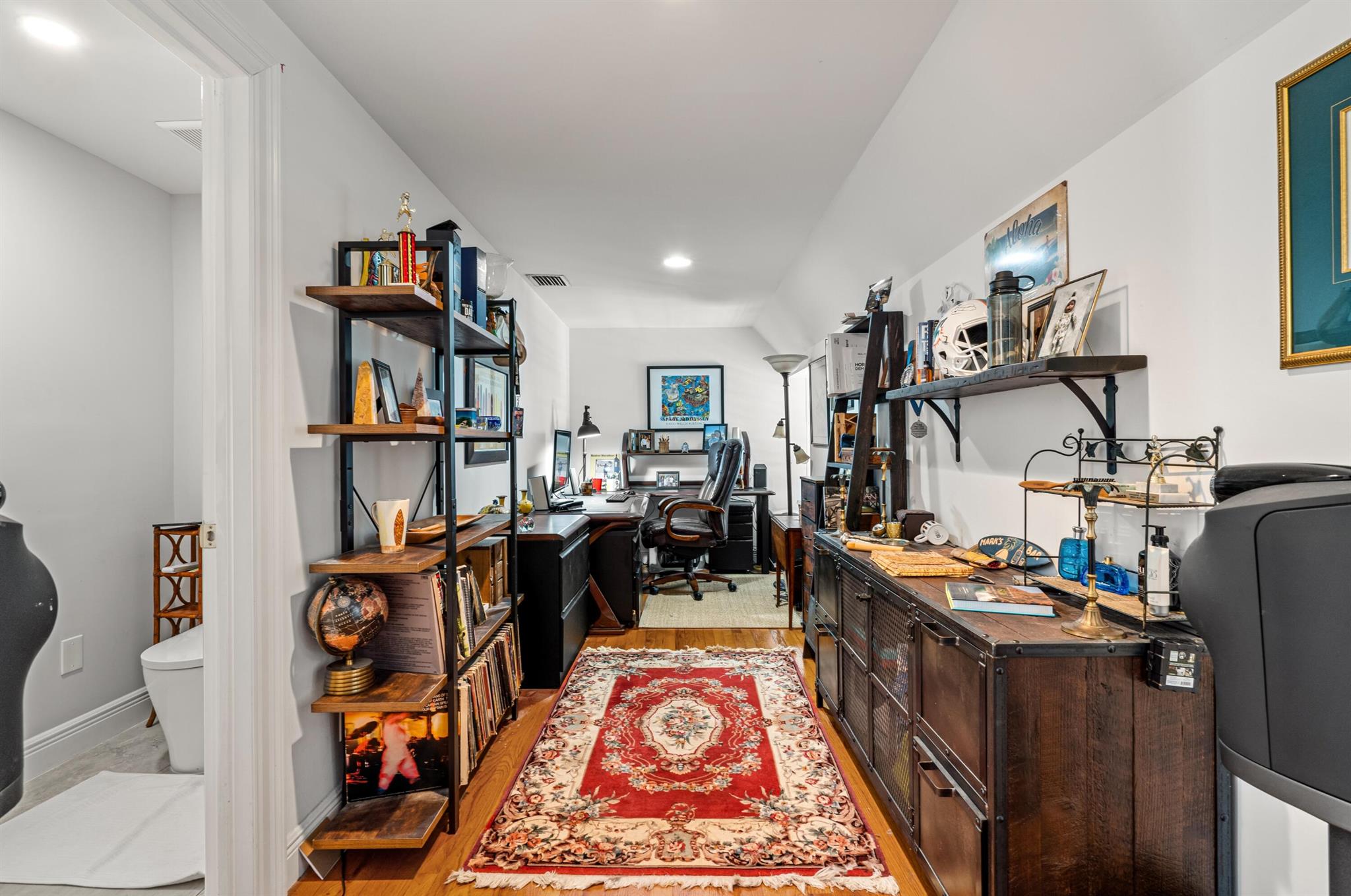 S/D OF 8-46-43, S 1/2 OF E 1/2 OF LOT 8 - Residential