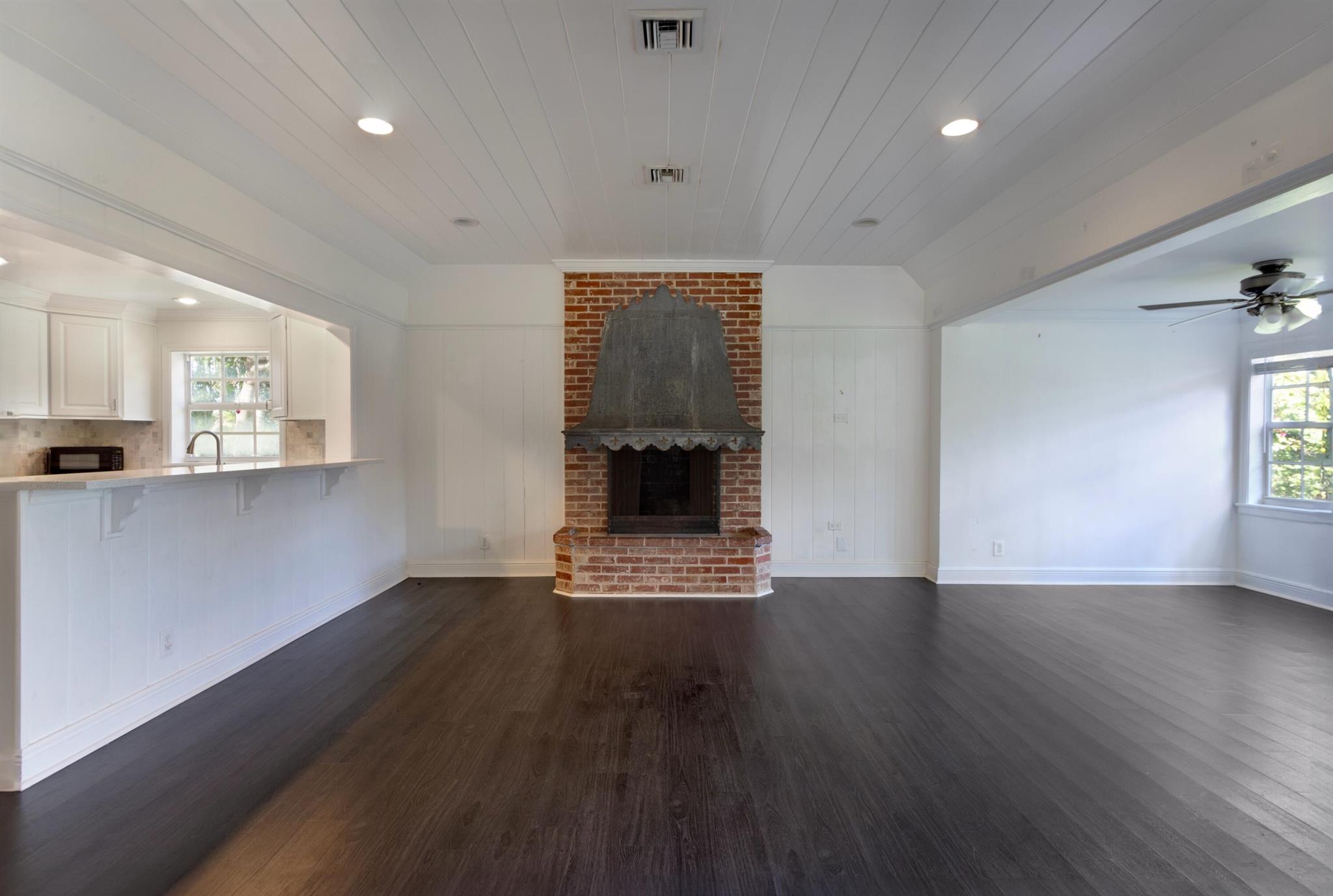 S/D OF 8-46-43, S 1/2 OF E 1/2 OF LOT 8 - Residential