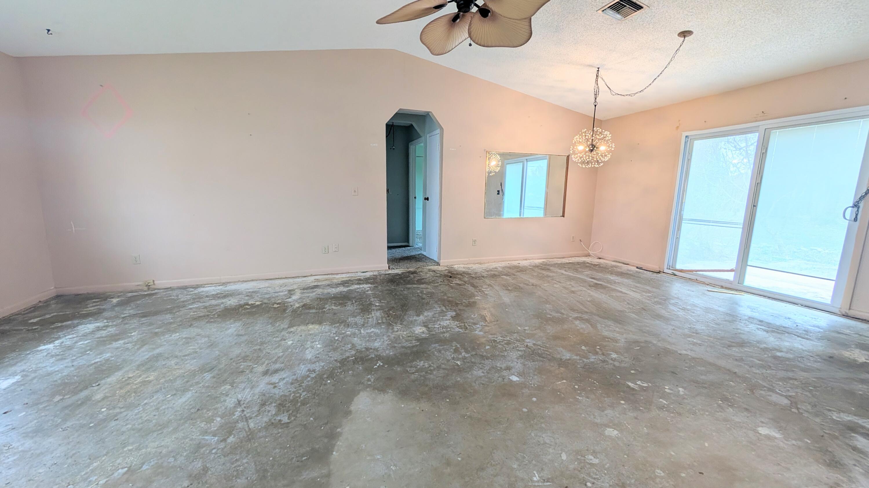 PORT ST LUCIE SECTION 18 - Residential
