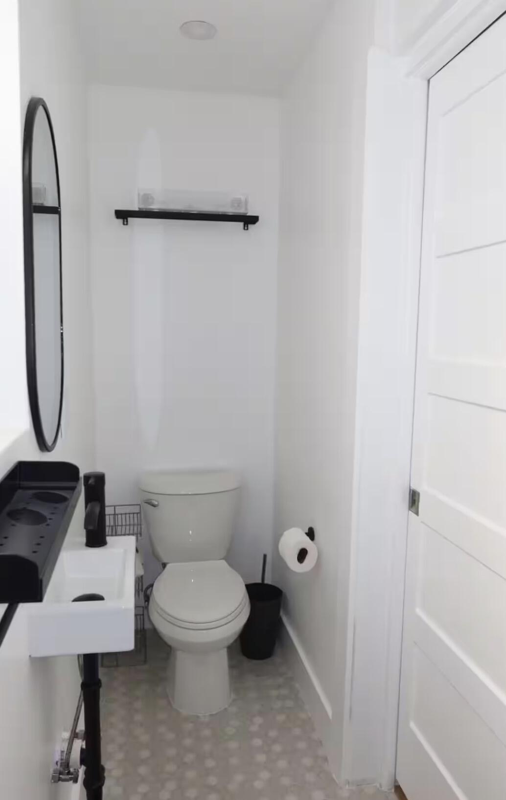 HILLSBORO SHORES SEC - Residential Lease