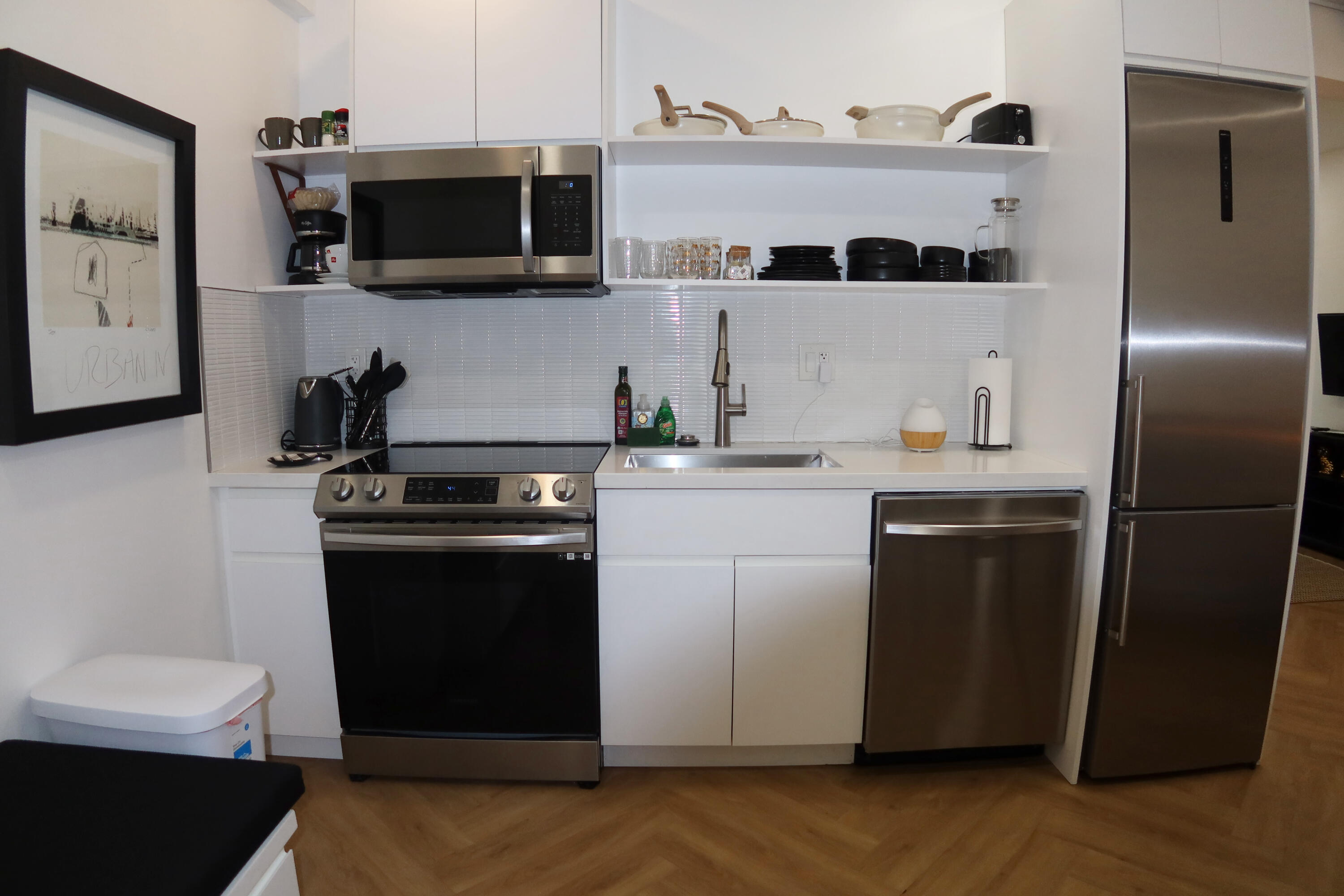 HILLSBORO SHORES SEC - Residential Lease