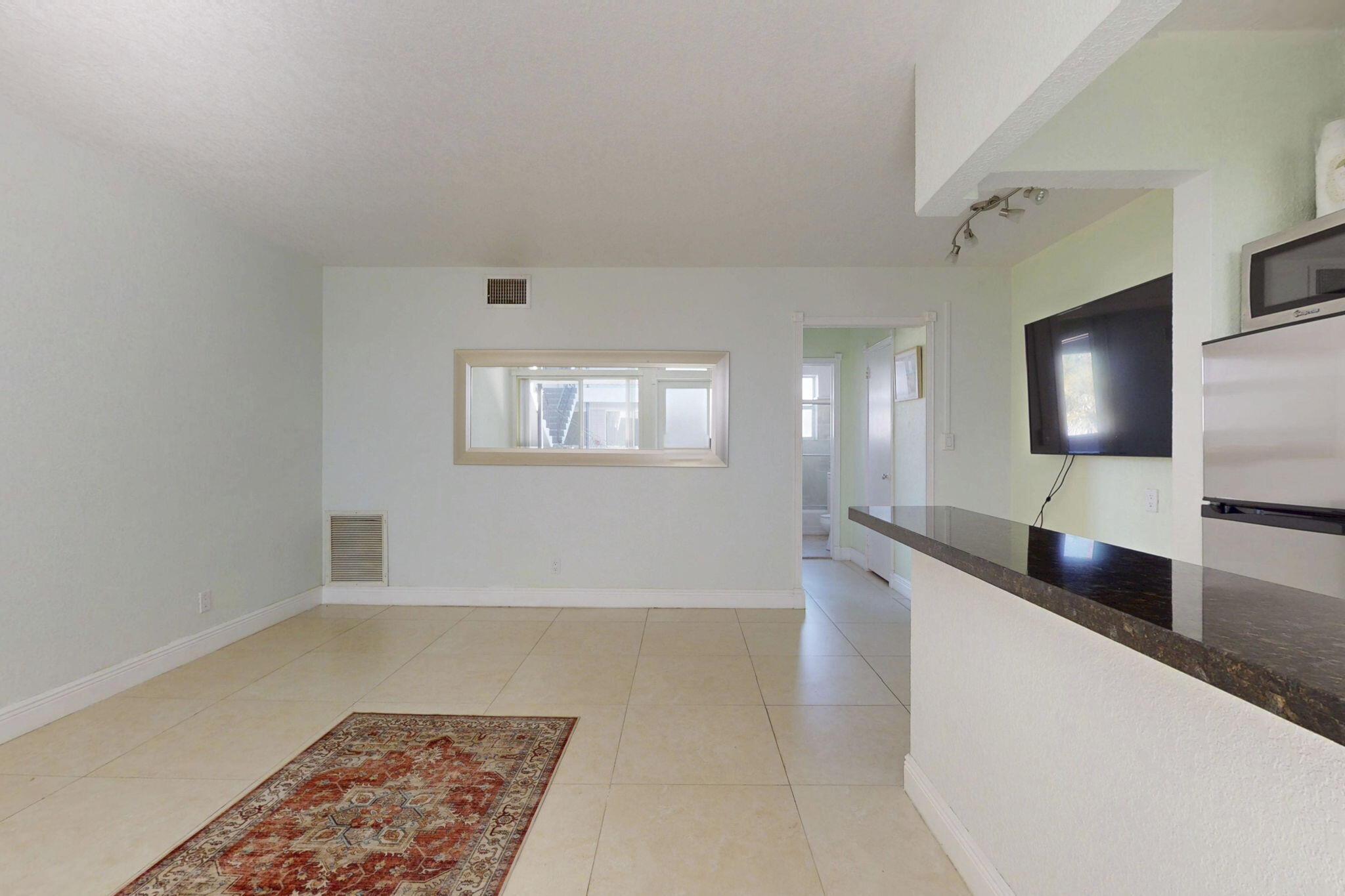 LAKE OSBORNE TOWERS CO OP APTS INC - Residential