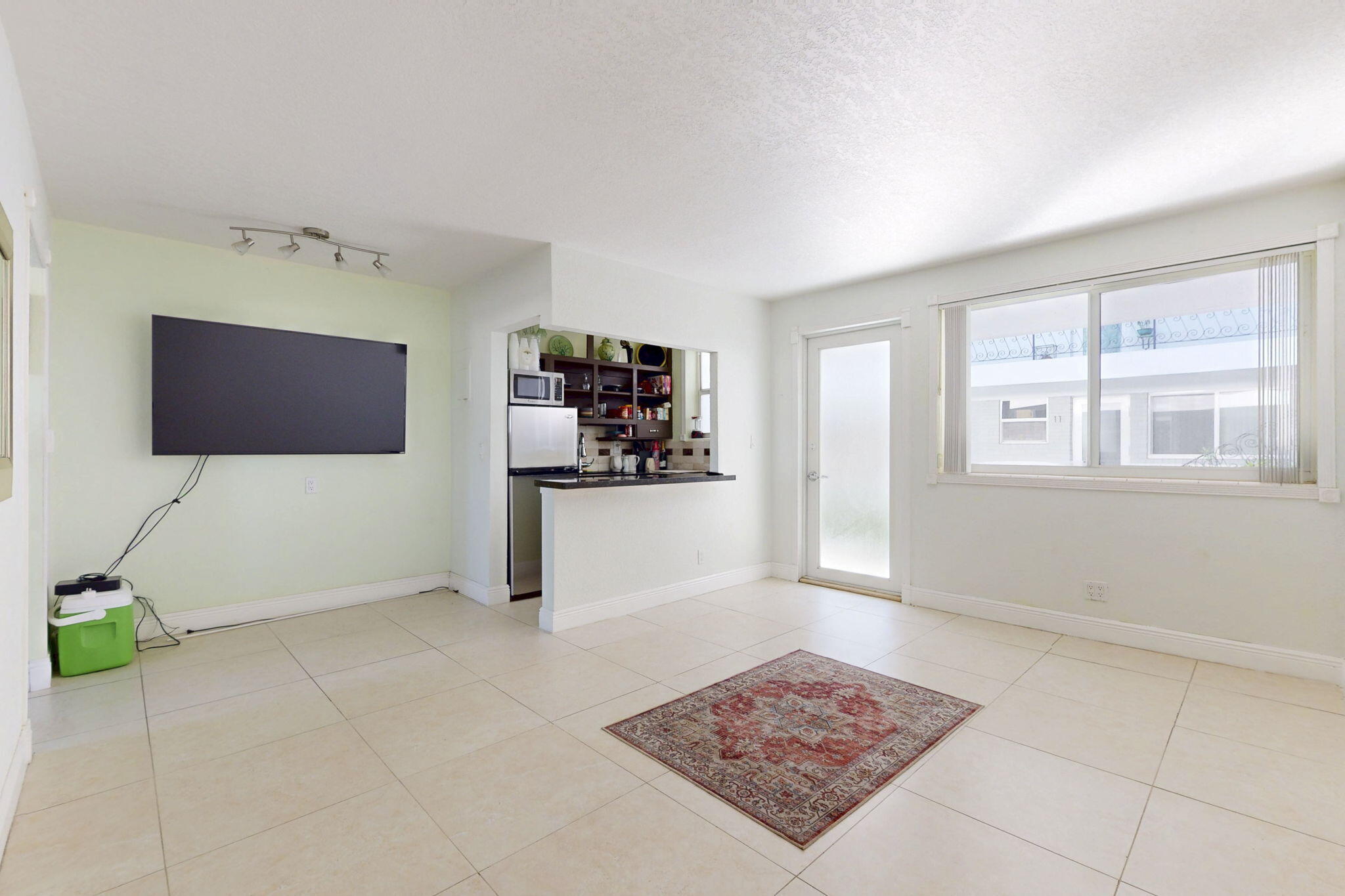 LAKE OSBORNE TOWERS CO OP APTS INC - Residential