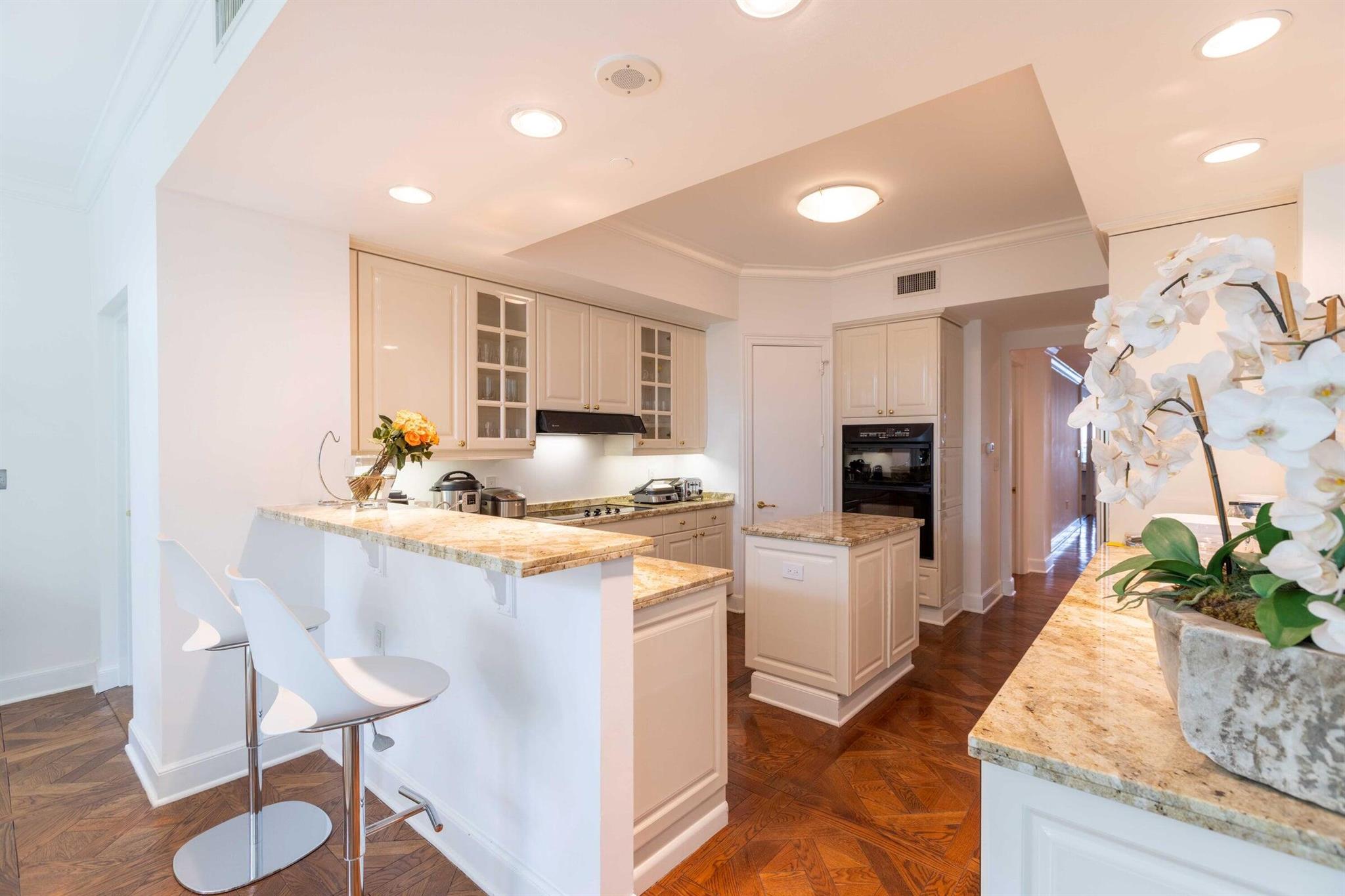 MIZNER GRAND CONDO - Residential