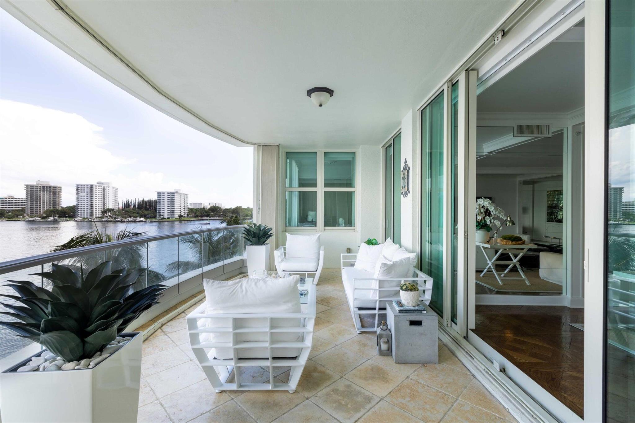 MIZNER GRAND CONDO - Residential