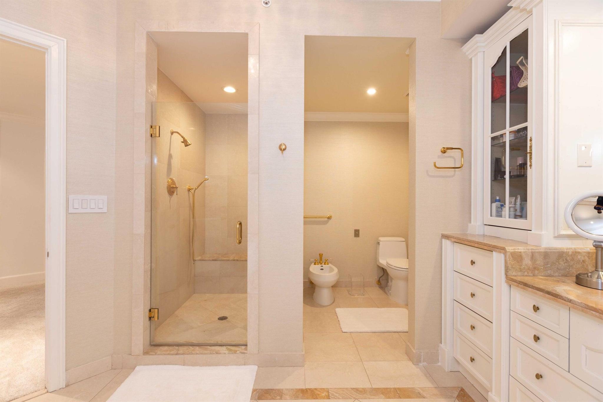 MIZNER GRAND CONDO - Residential