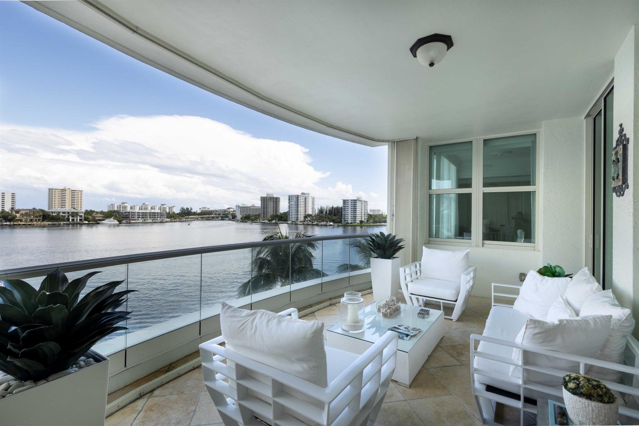MIZNER GRAND CONDO - Residential