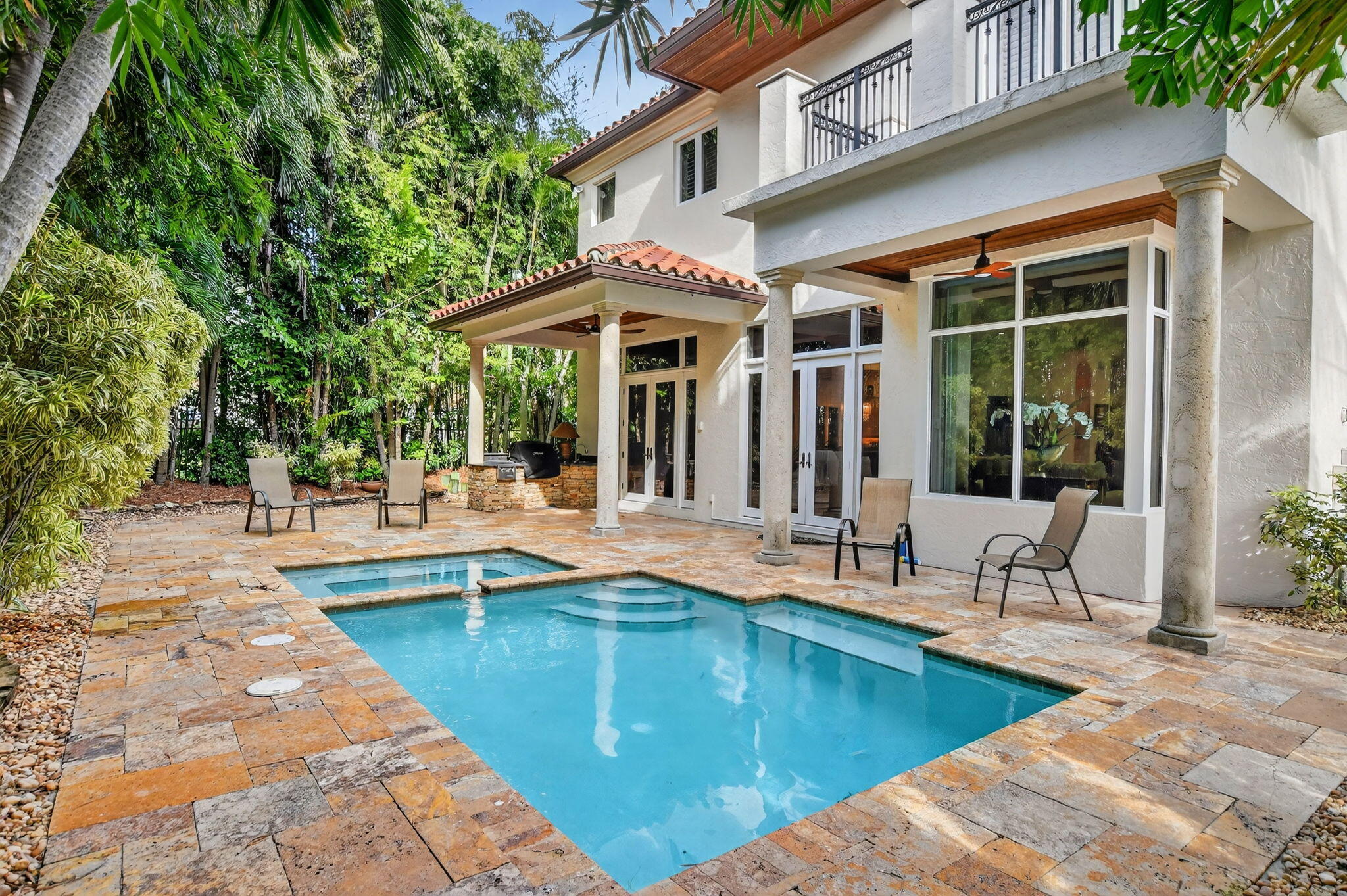 POR LA MAR - Residential