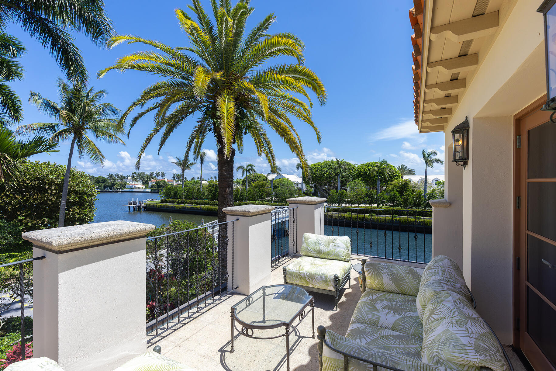 ISLAND RD DEV REV - Residential