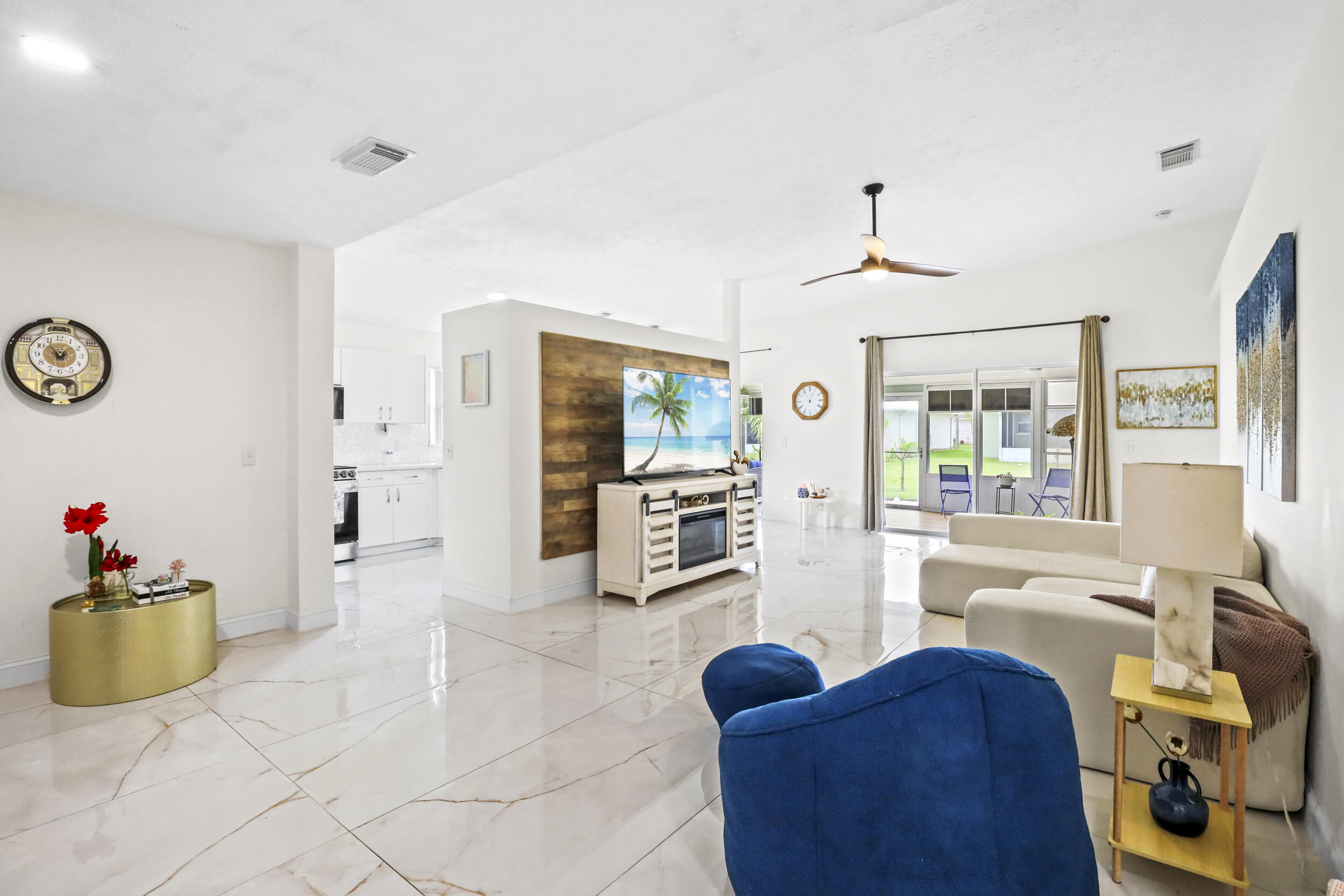 SPANISH LAKES FAIRWAYS NE PHASE - Residential