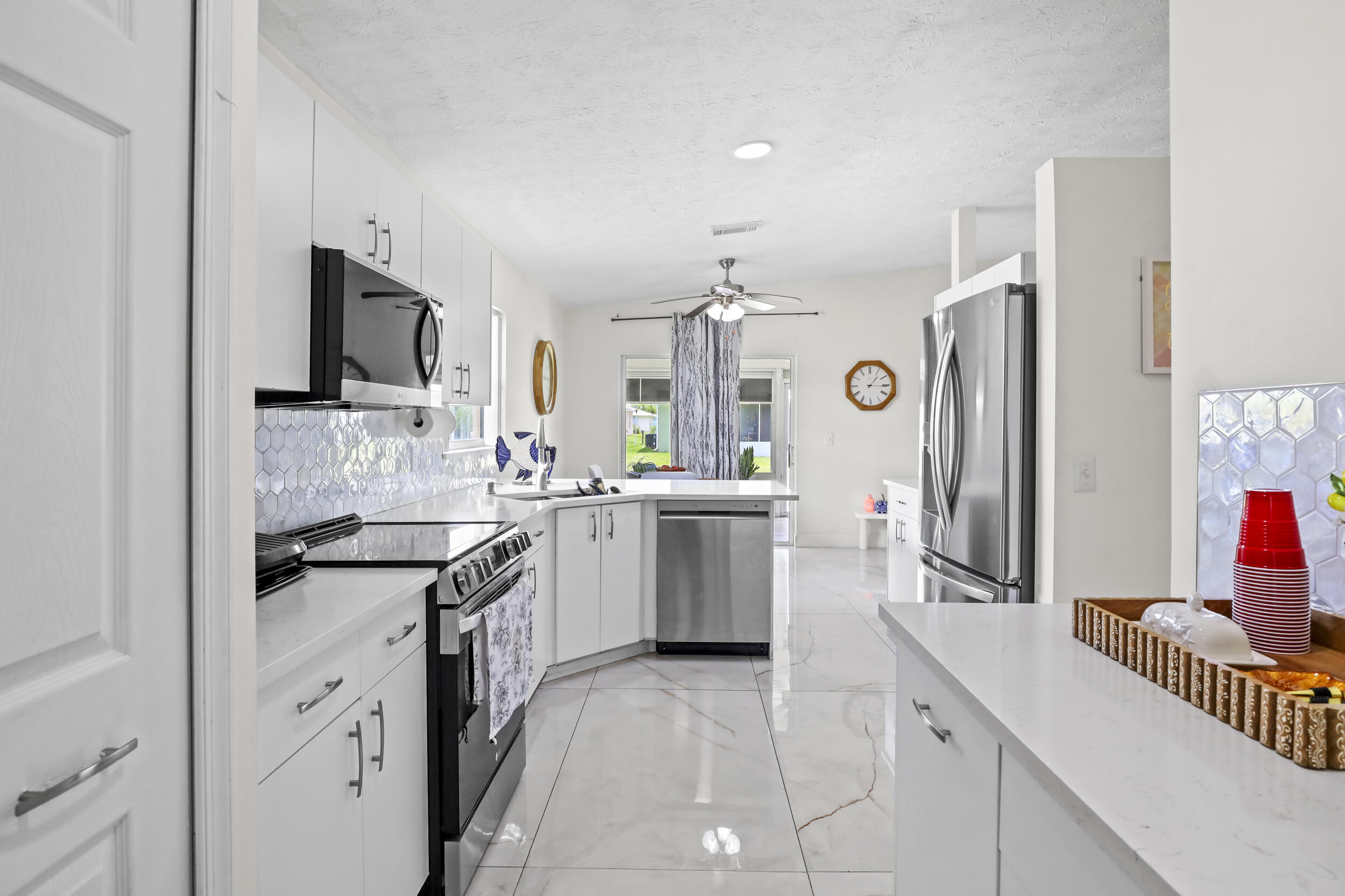 SPANISH LAKES FAIRWAYS NE PHASE - Residential