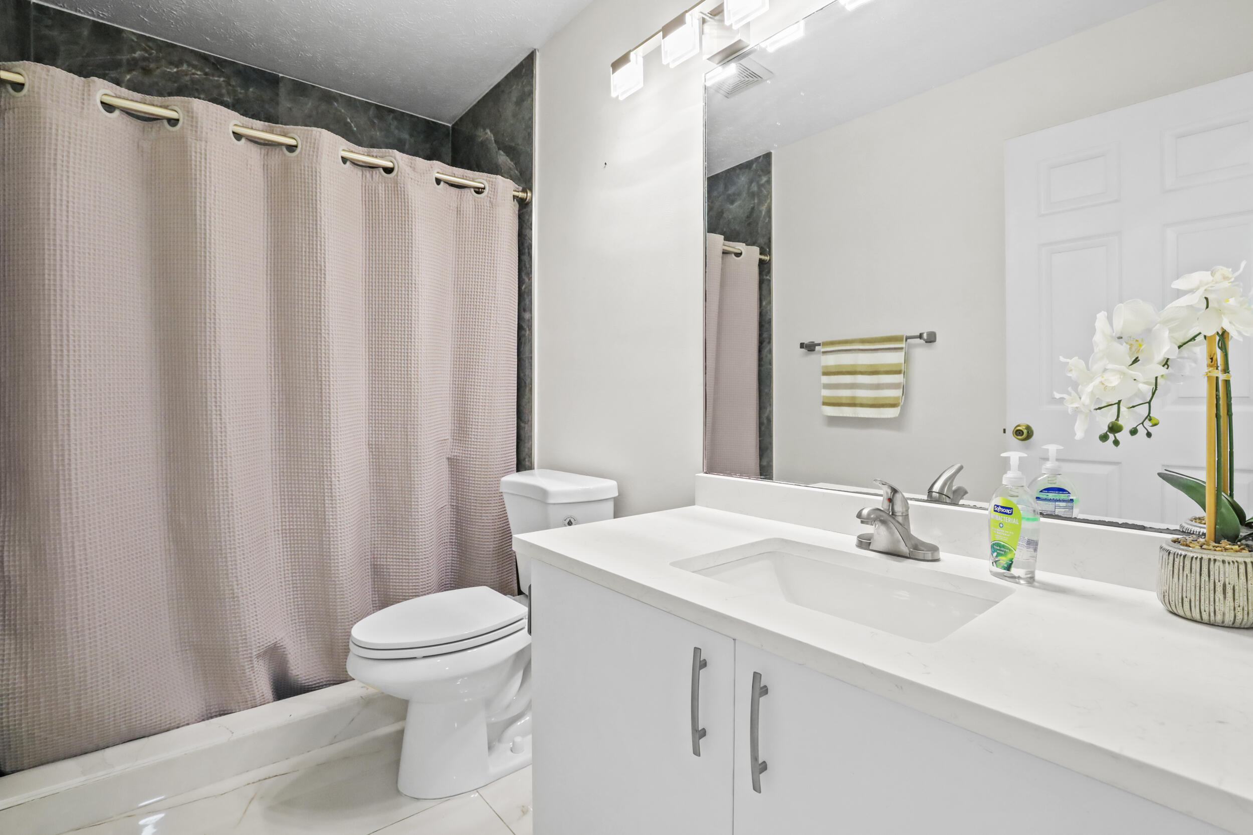 SPANISH LAKES FAIRWAYS NE PHASE - Residential
