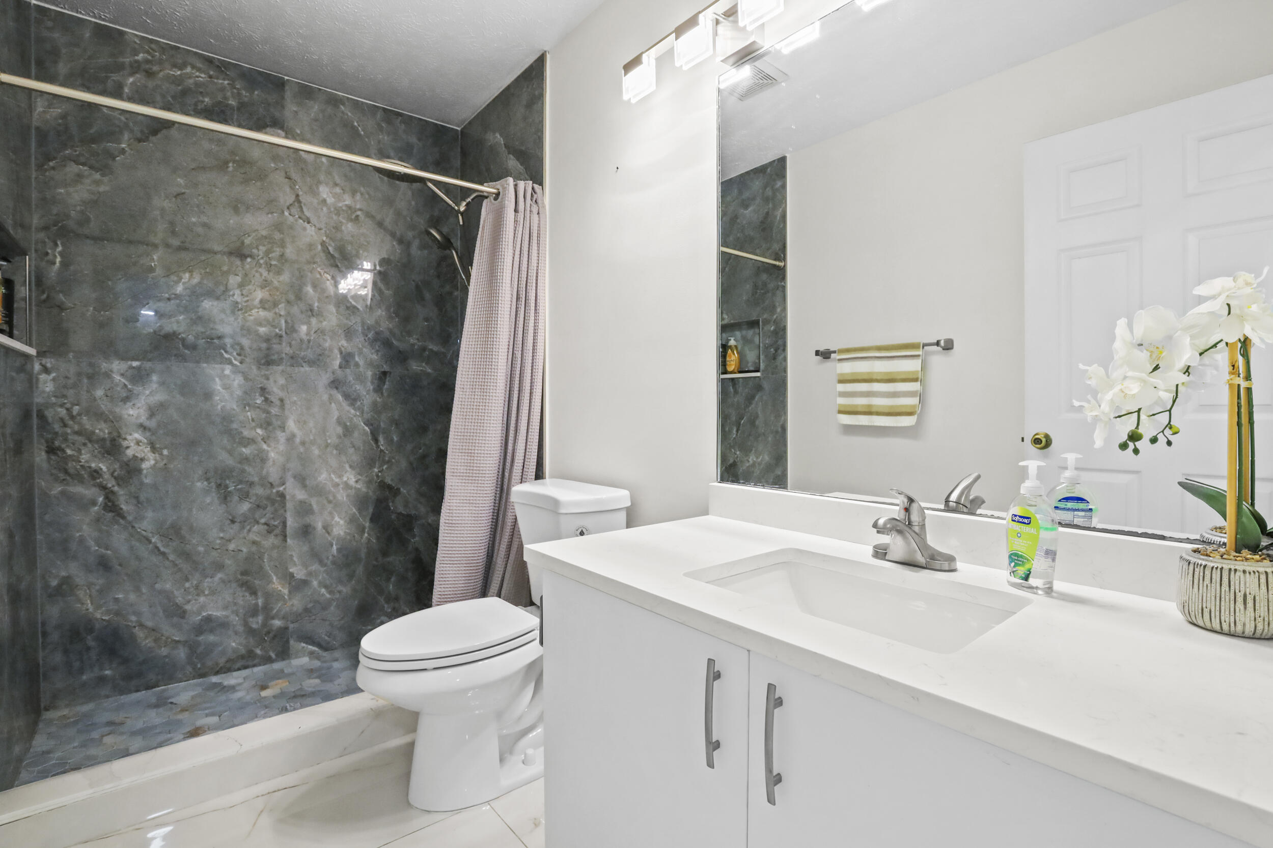 SPANISH LAKES FAIRWAYS NE PHASE - Residential