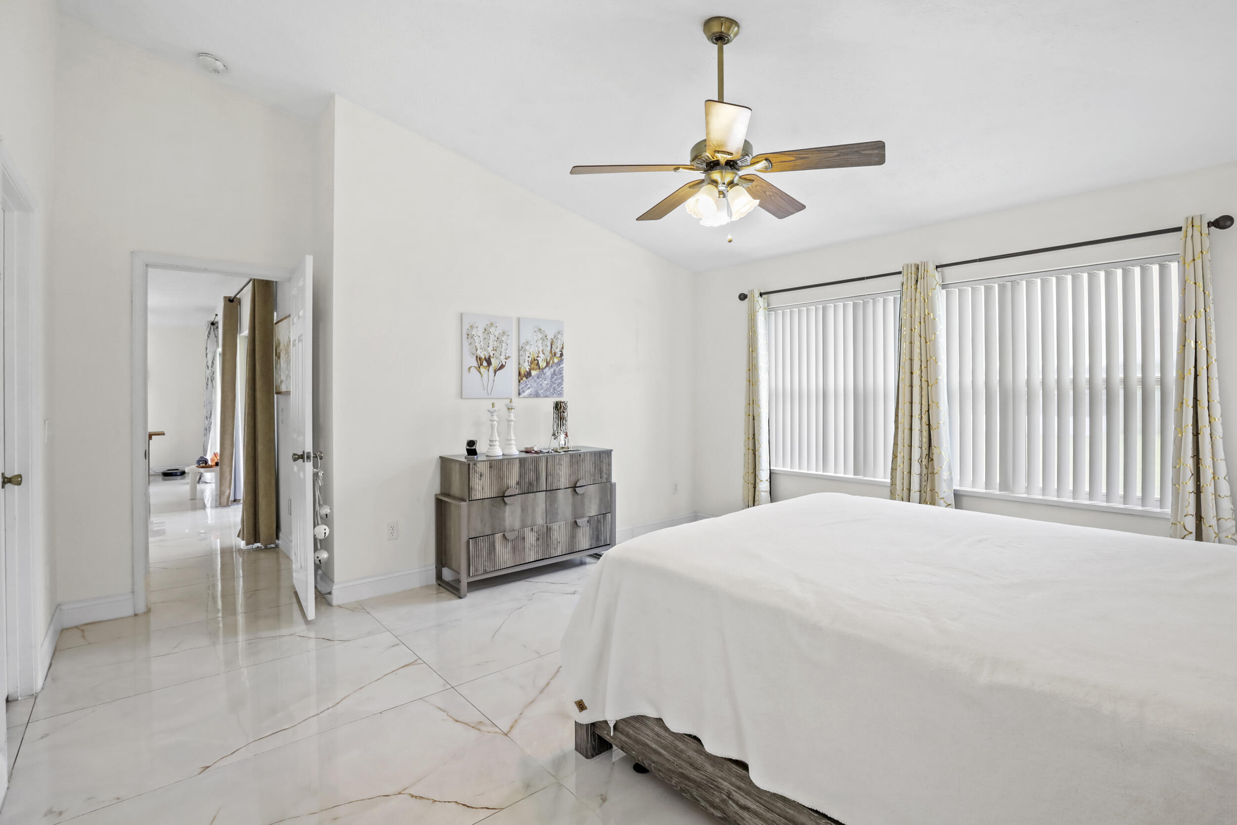 SPANISH LAKES FAIRWAYS NE PHASE - Residential
