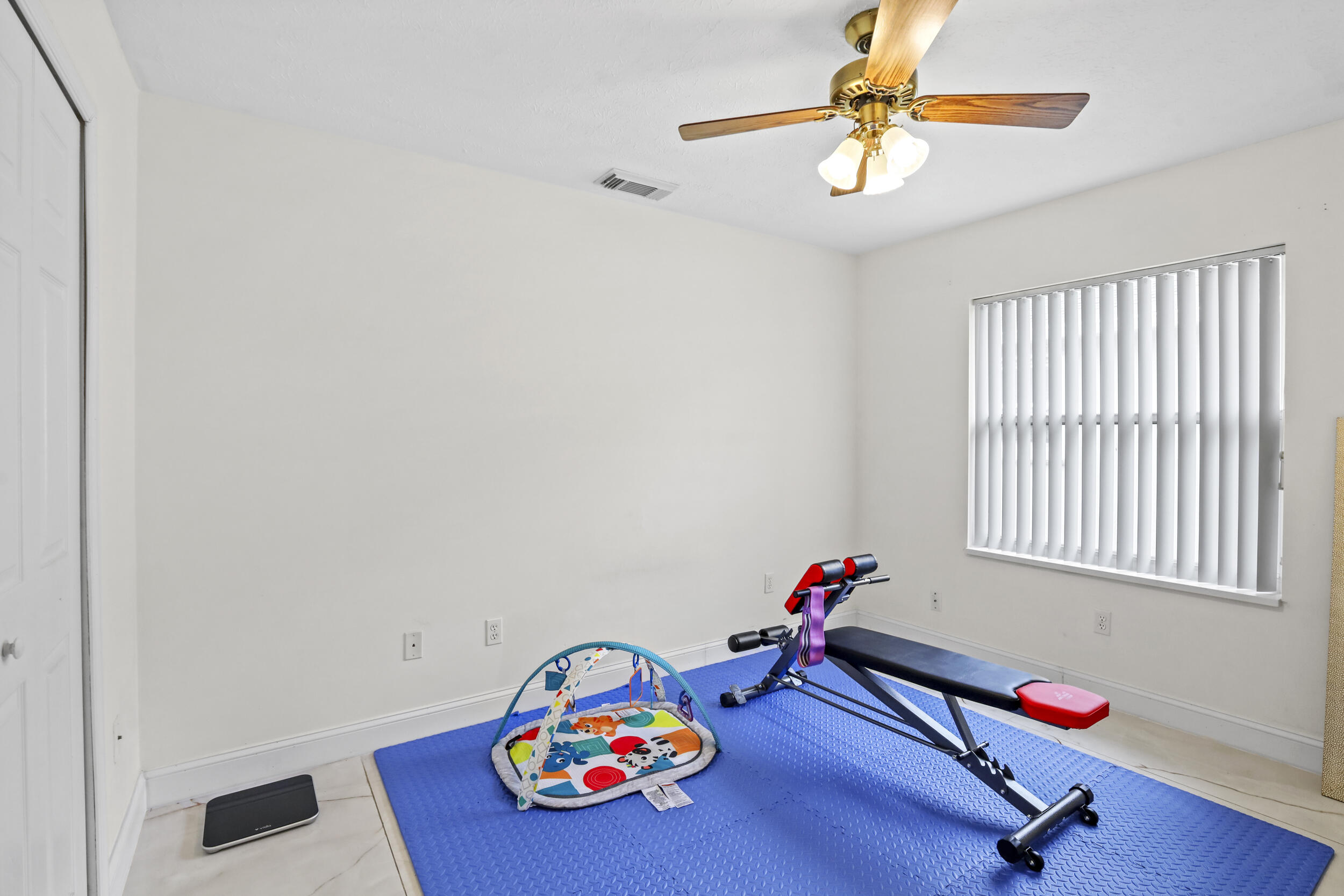 SPANISH LAKES FAIRWAYS NE PHASE - Residential