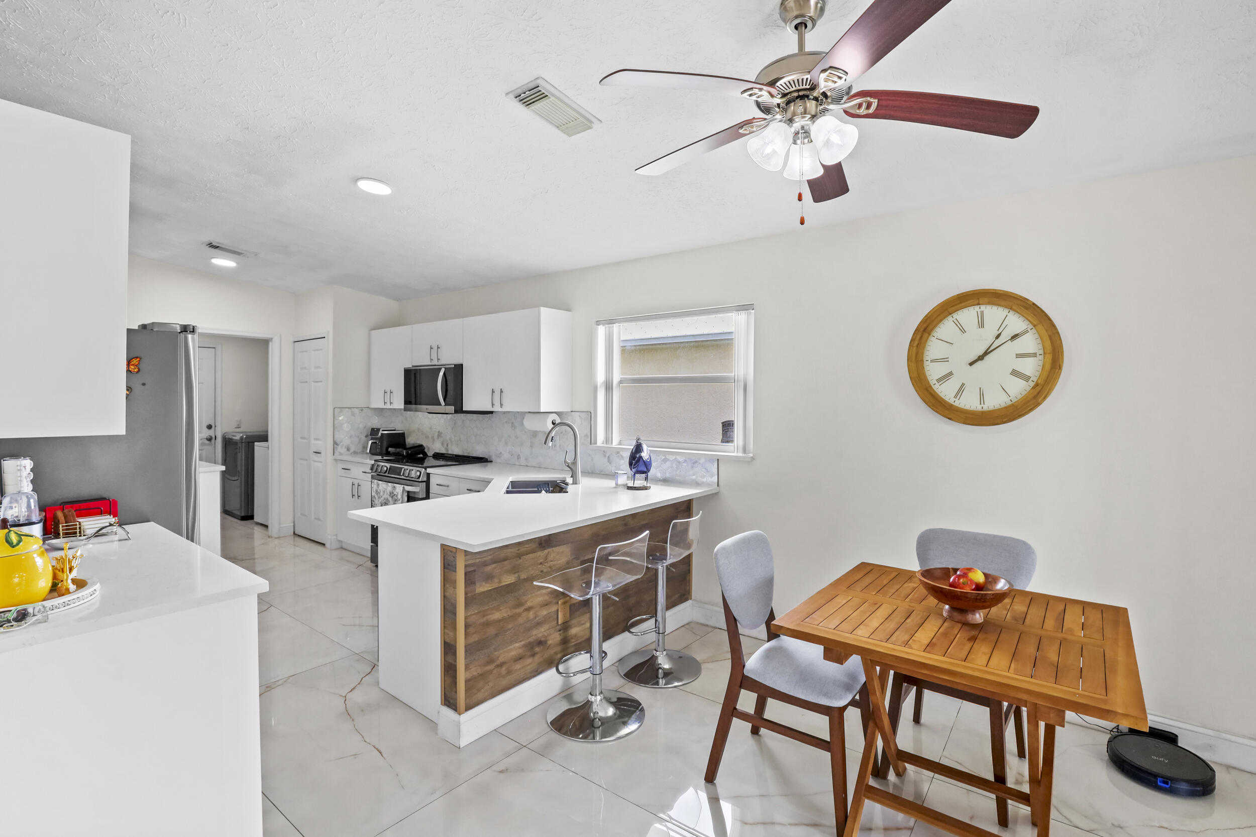 SPANISH LAKES FAIRWAYS NE PHASE - Residential