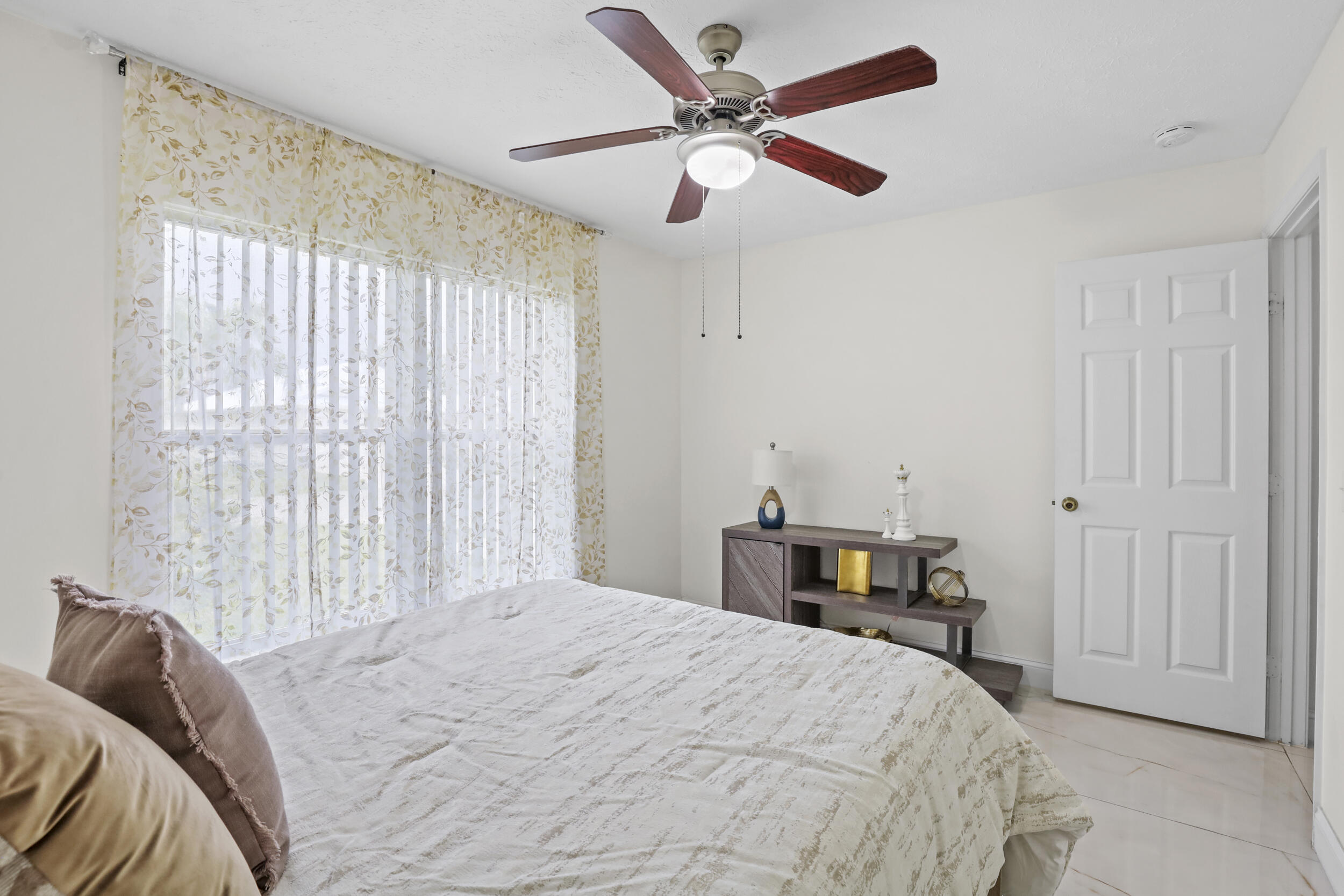 SPANISH LAKES FAIRWAYS NE PHASE - Residential